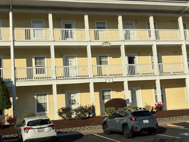 4251-5 Hibiscus Dr. 202