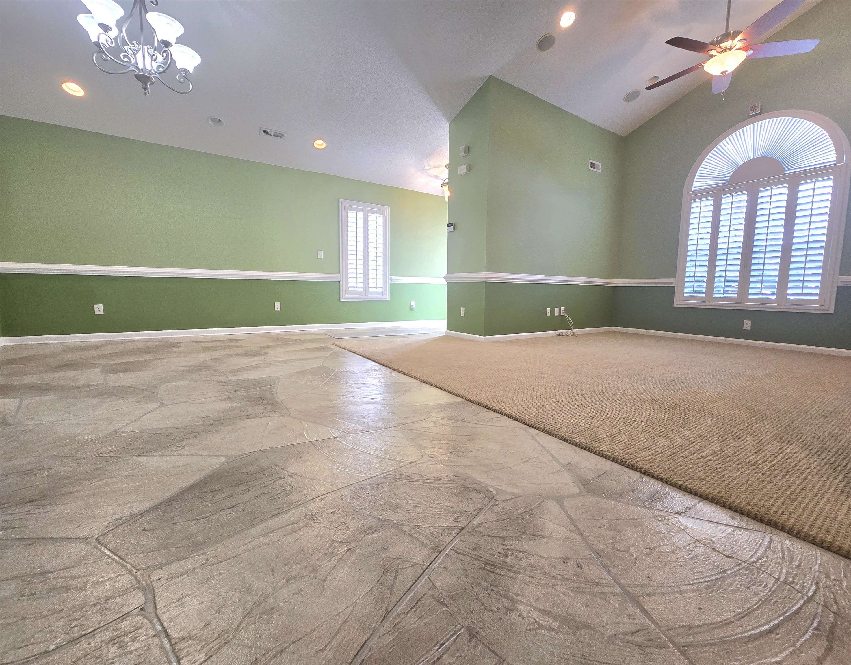 4223 Rivergate Ln.