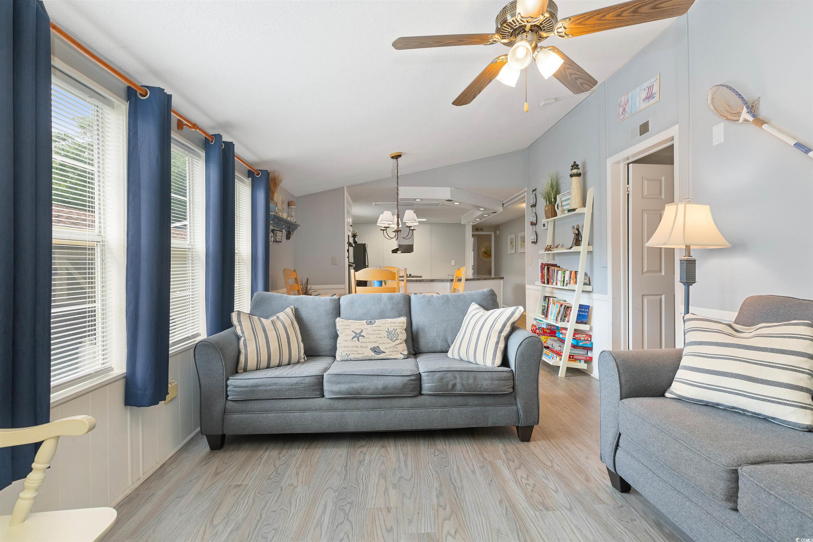 Surfside Beach, South Carolina 29575, United States, 3 Bedrooms Bedrooms, ,2 BathroomsBathrooms,Residential,Active,136168