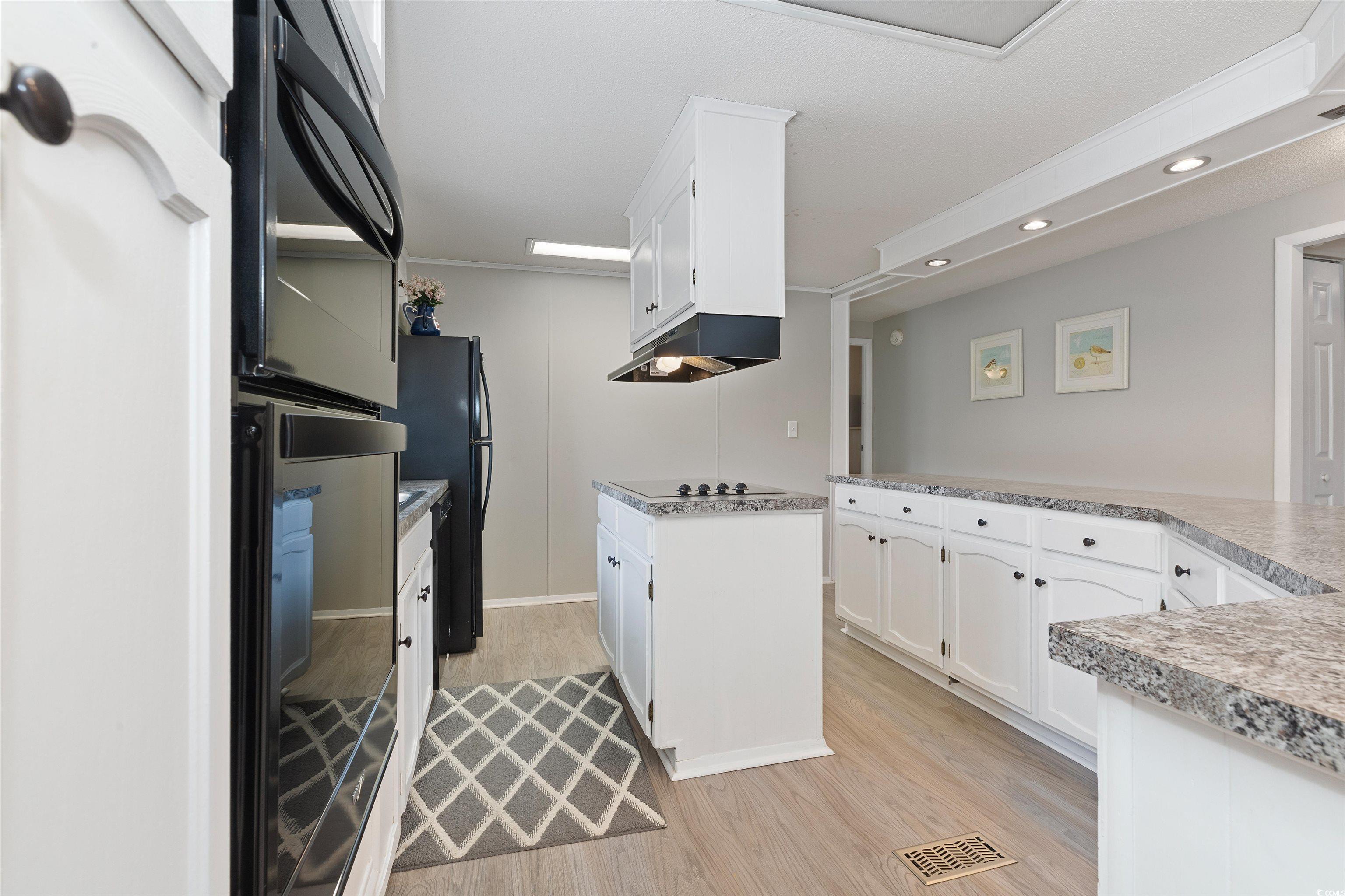 Surfside Beach, South Carolina 29575, United States, 3 Bedrooms Bedrooms, ,2 BathroomsBathrooms,Residential,Active,136168