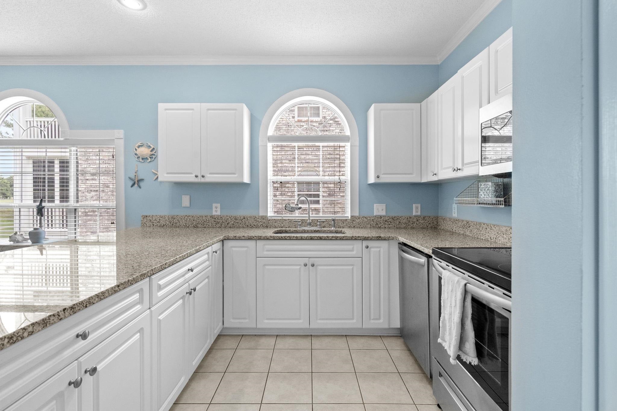 4661 Wild Iris Dr. 204