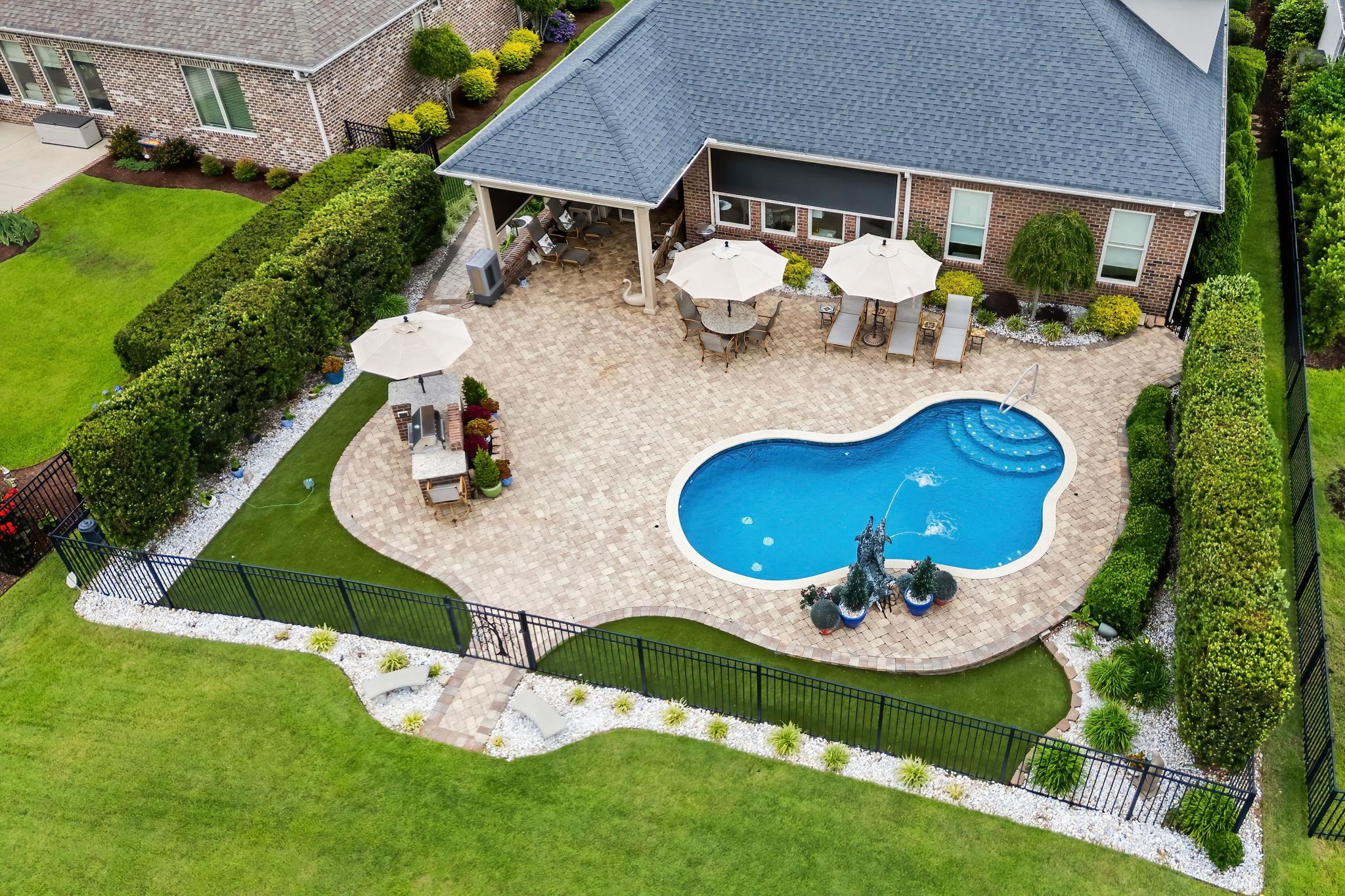 835 Cipriana Dr.
