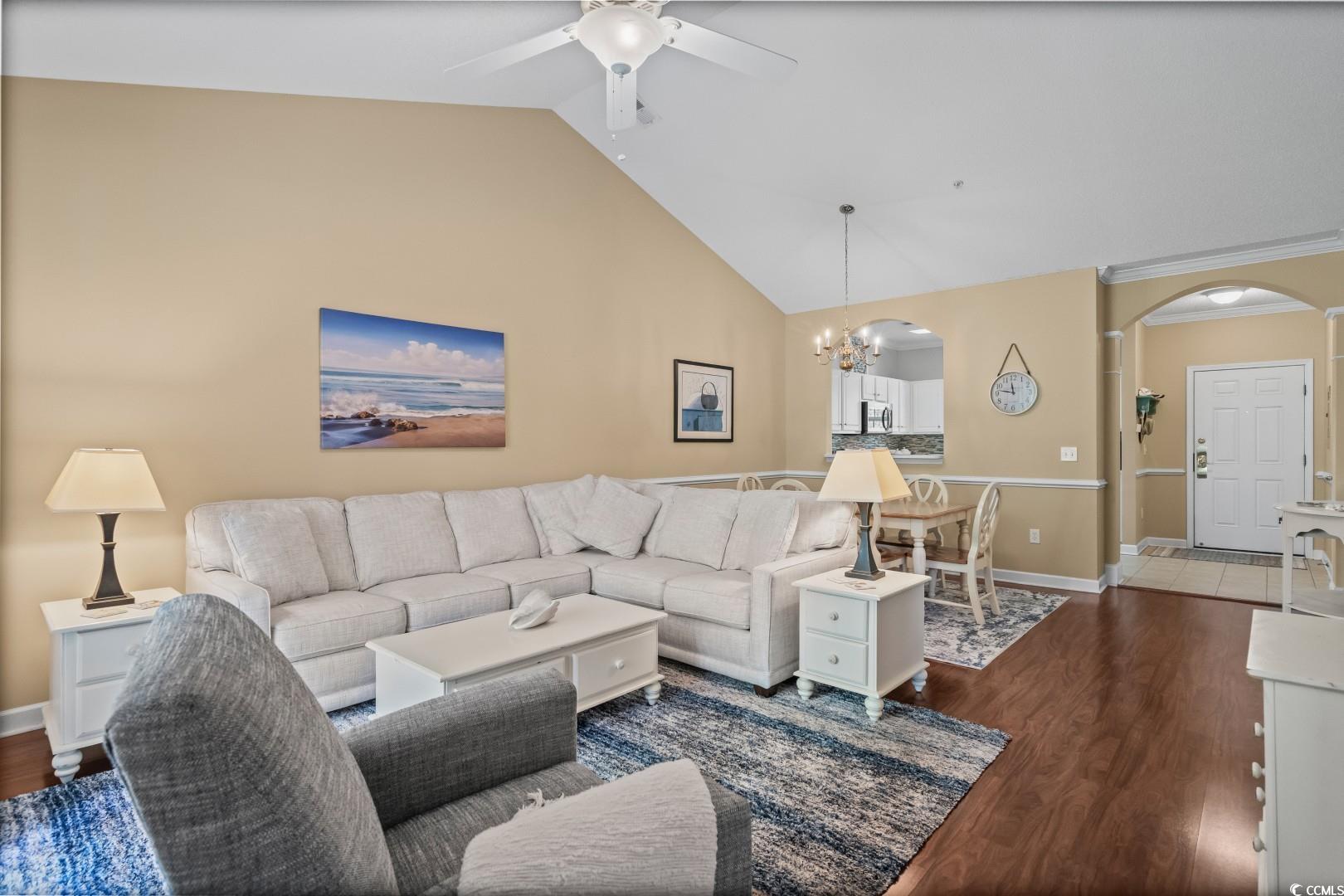 6015 Catalina Dr. 332