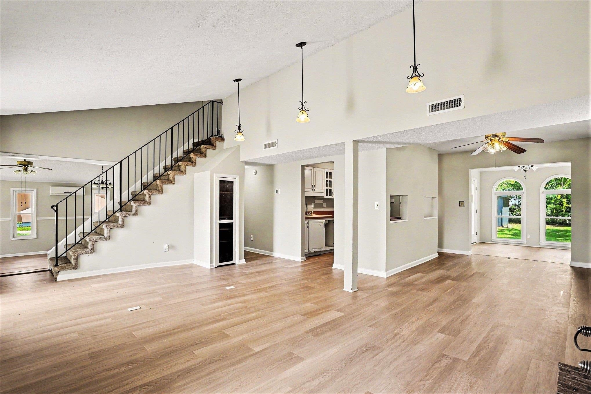 213 Caropine Dr.