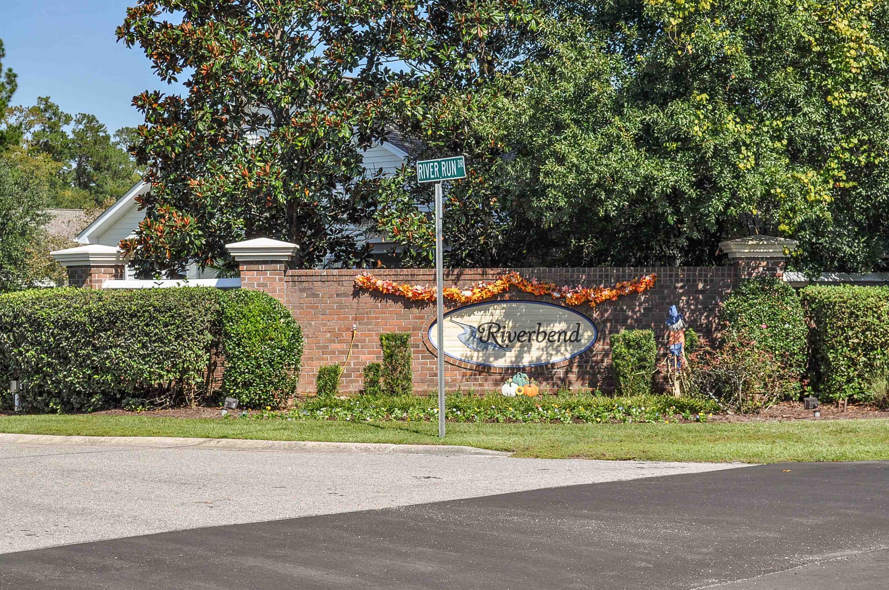 611 Riverward Dr. Lot #97