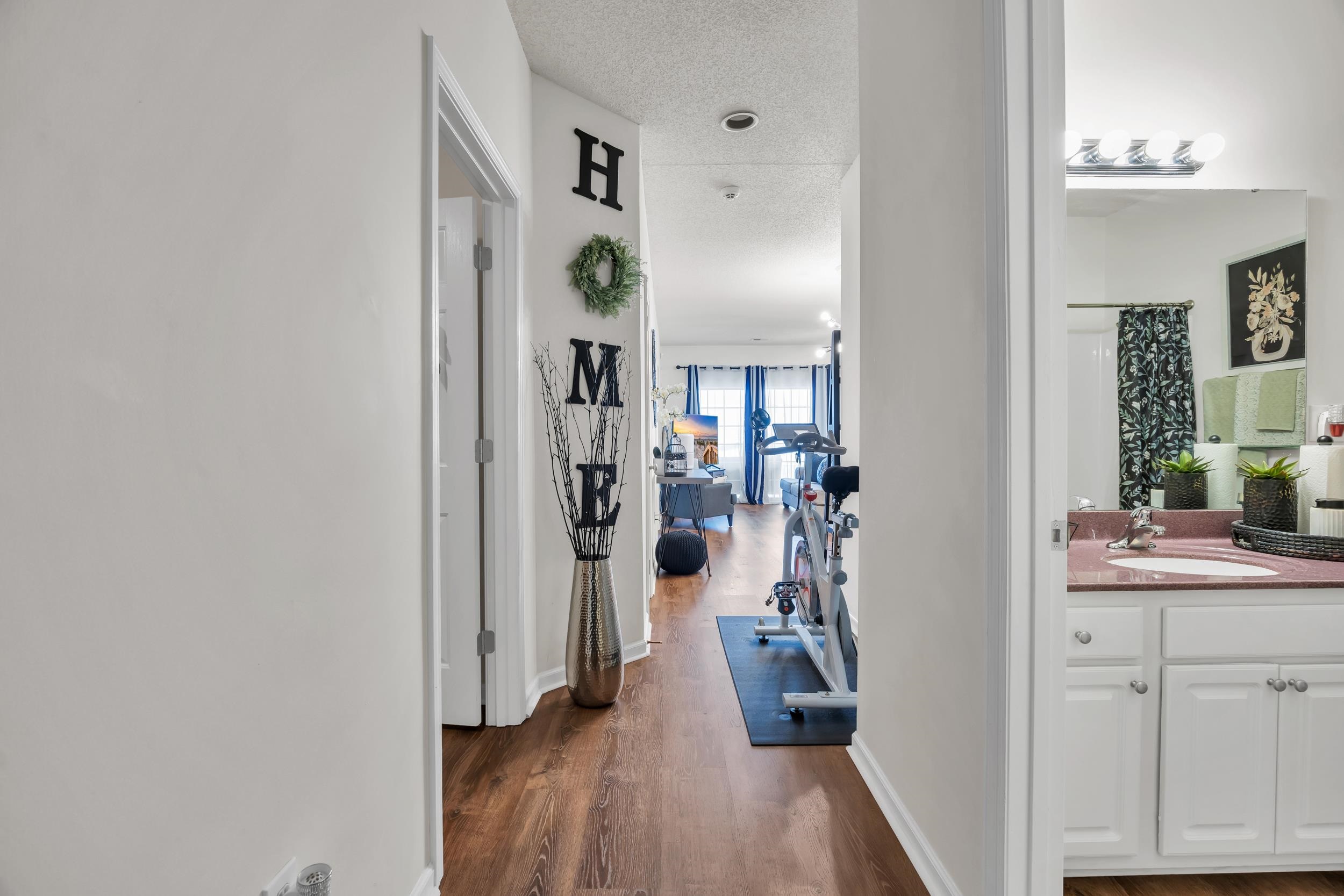 6309 Sweetwater Blvd. .