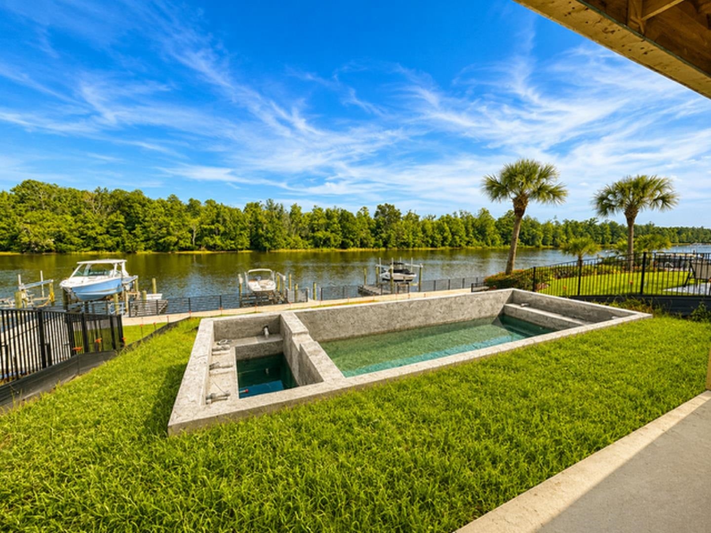 429 Harbour View Dr.