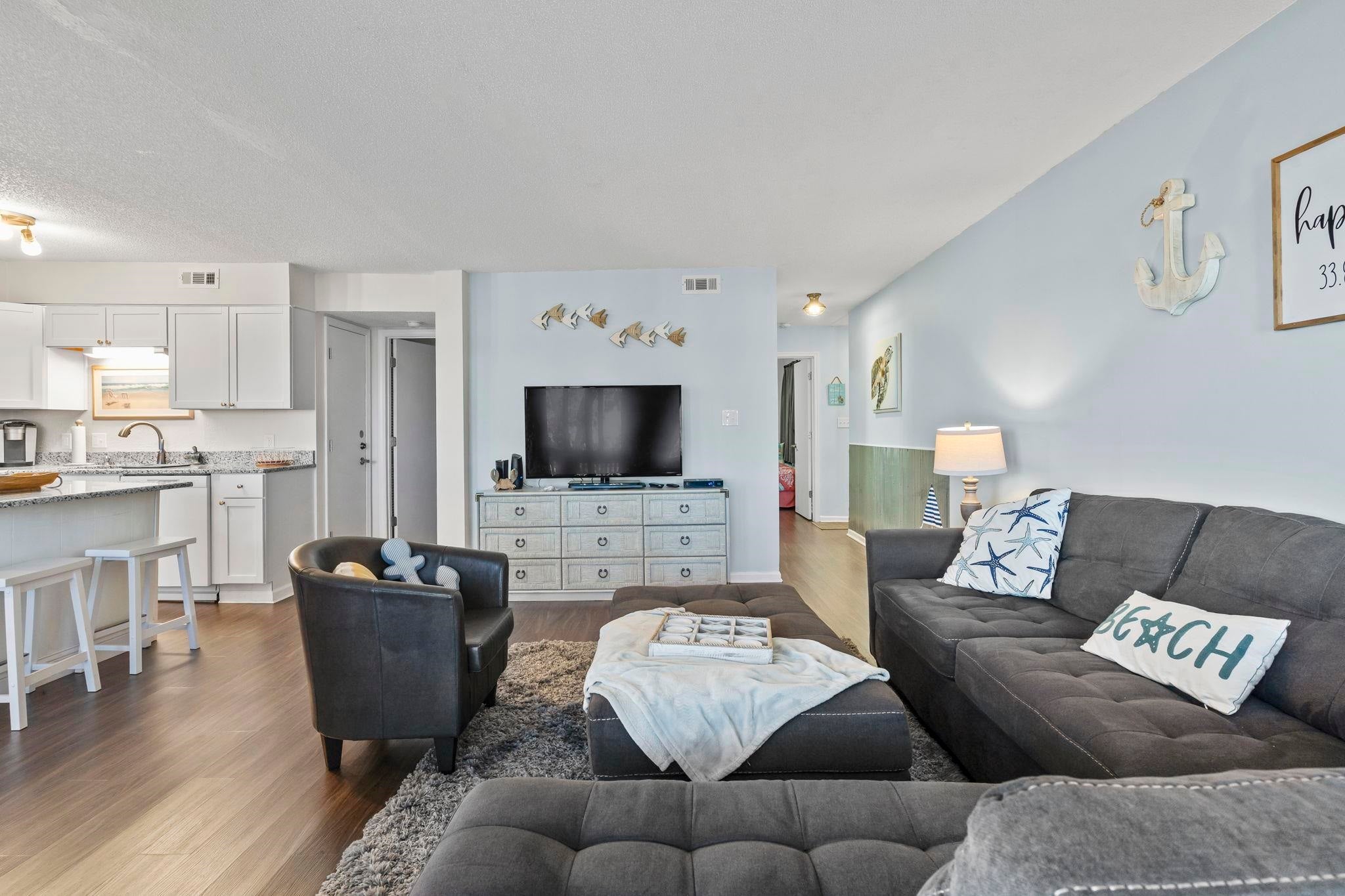 1500 Cenith Dr. F 102