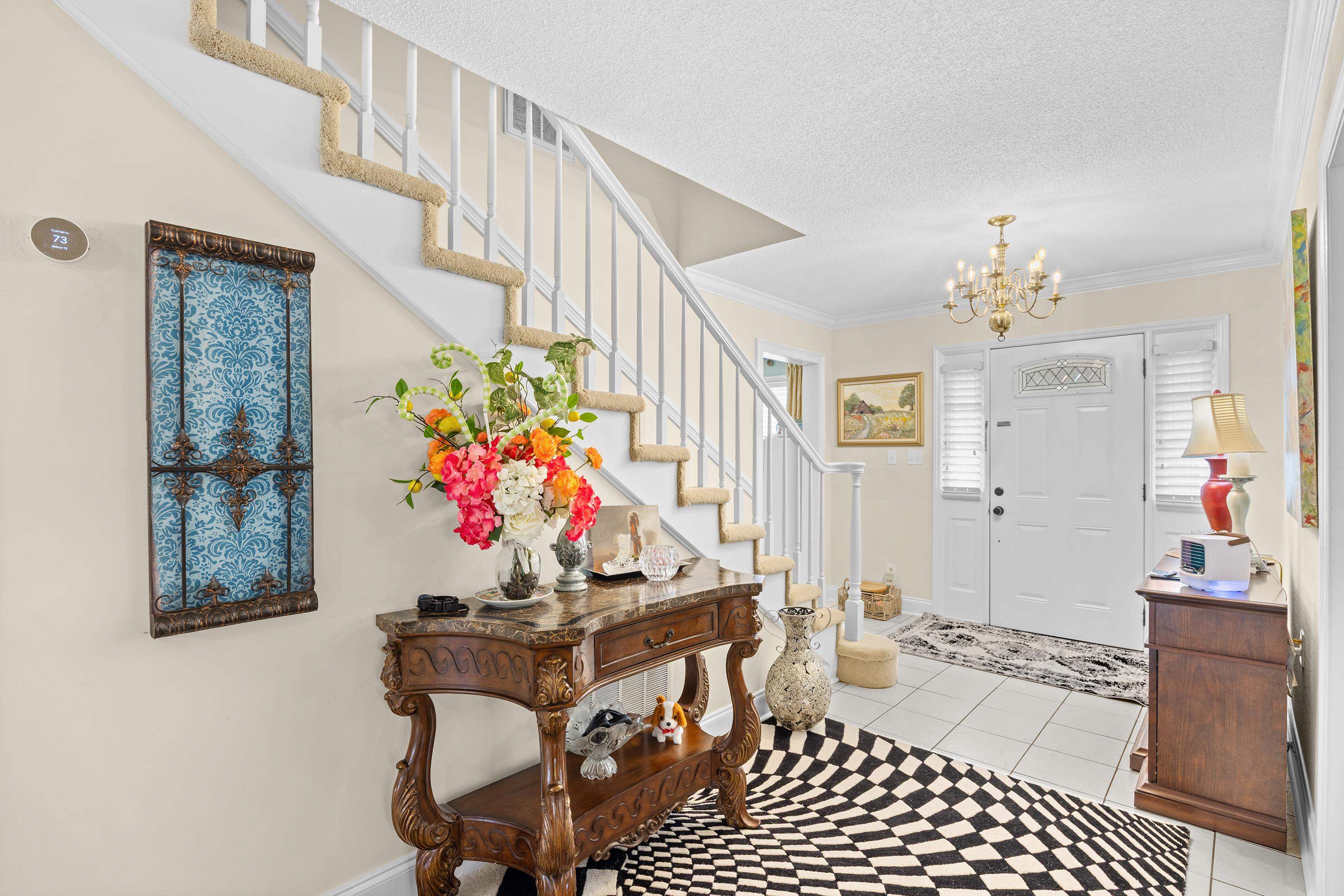 202 Greenleaf Circle