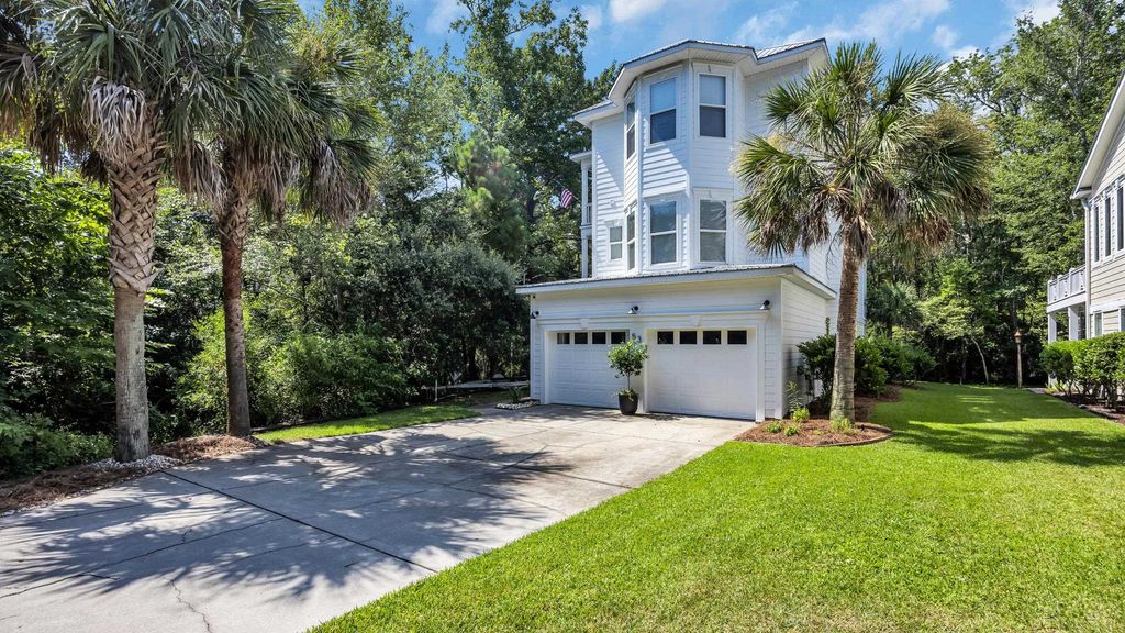 Photo of 53 Harbourreef Dr, Pawleys Island, SC 29585 (MLS # 2609137)
