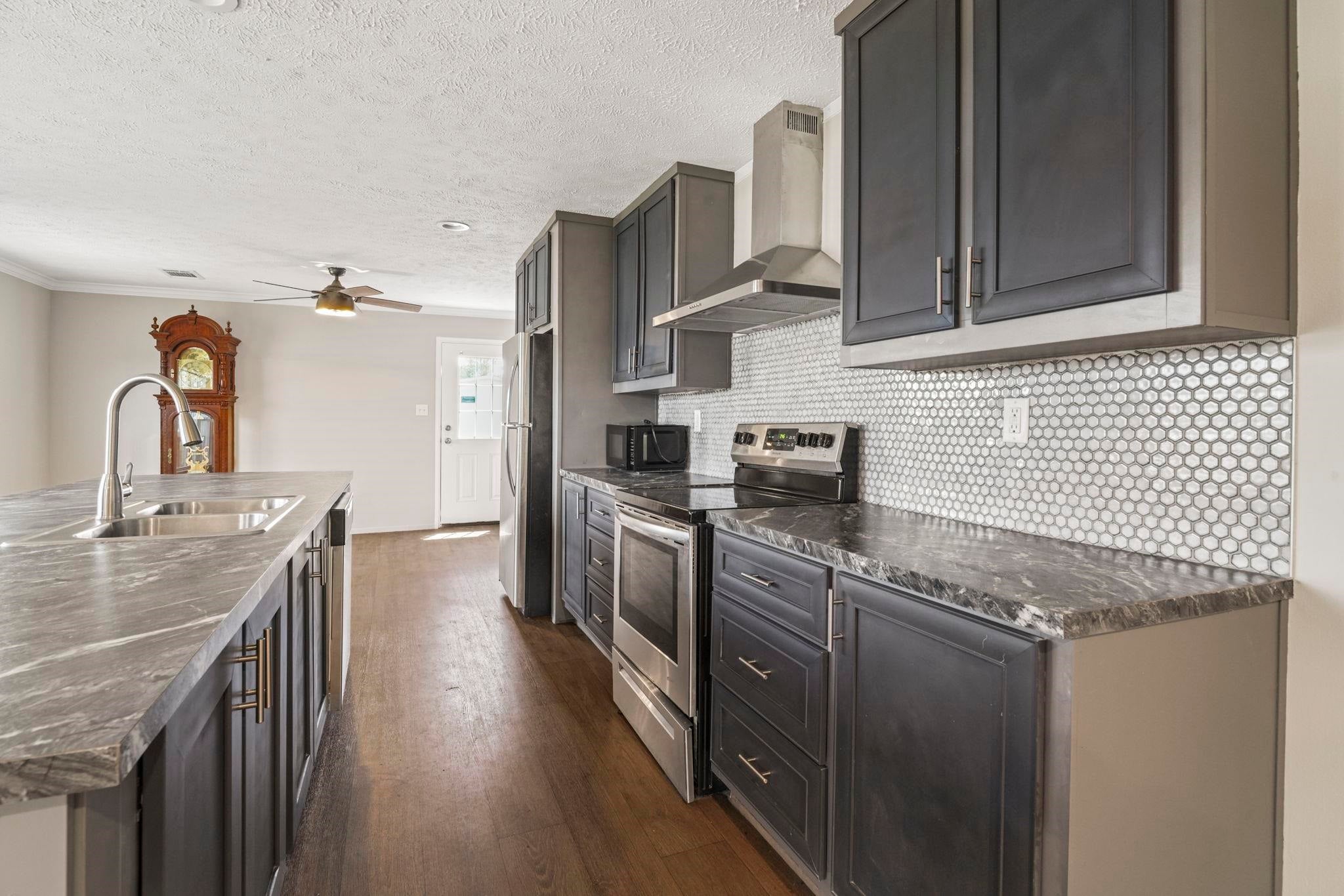 3288 Marshland Rd.