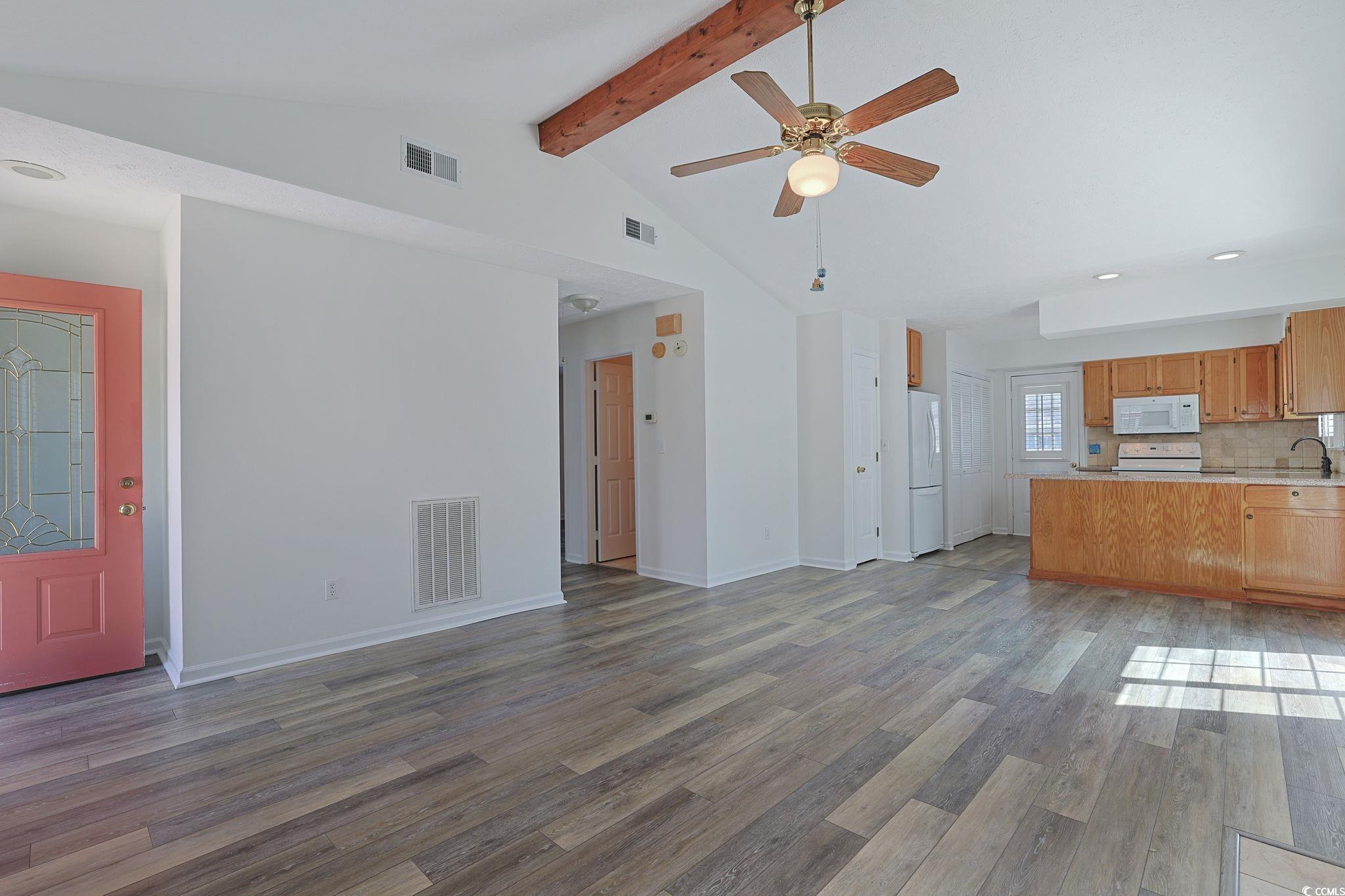 908 Tiffany Ln.
