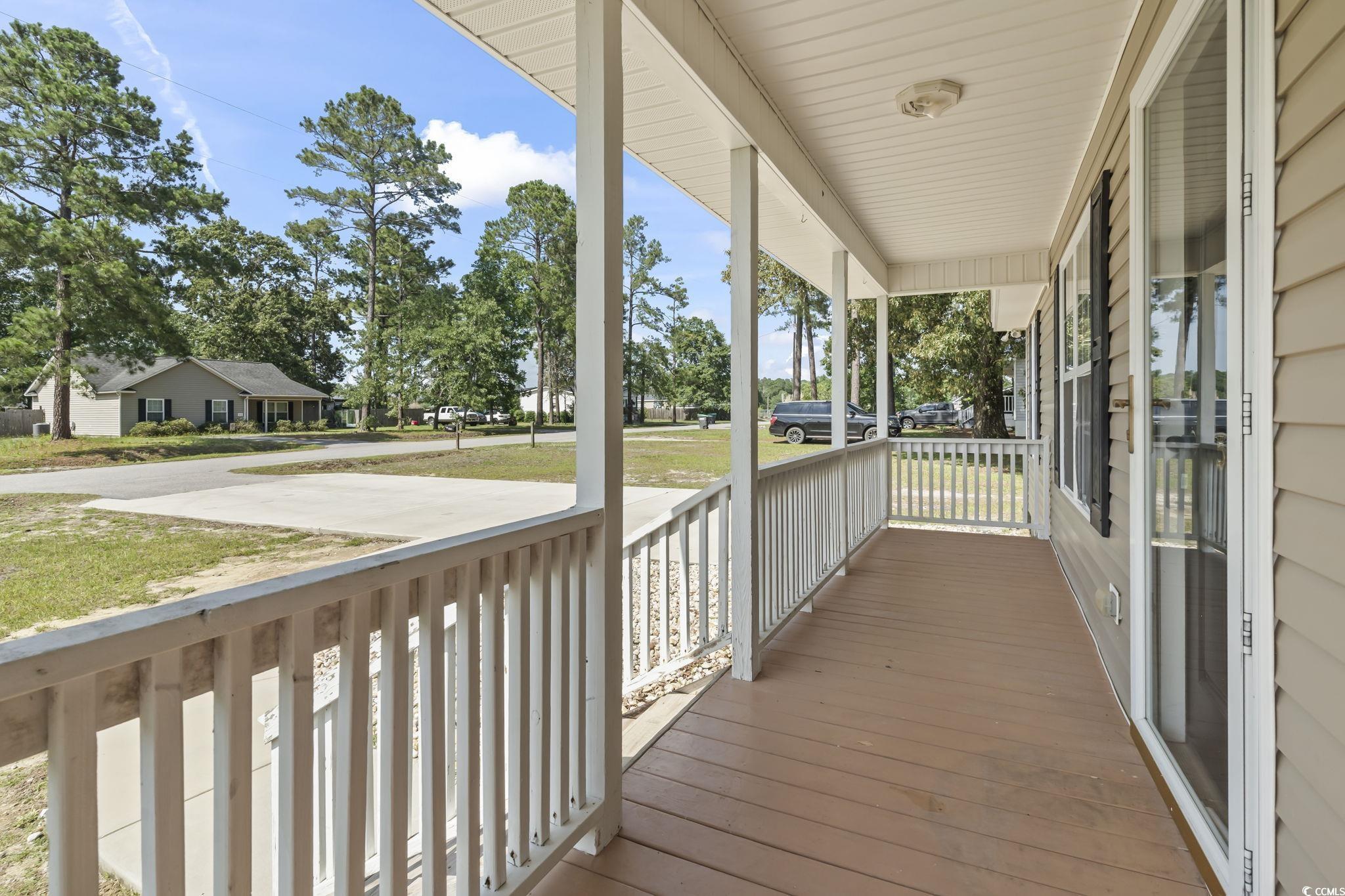 568 Rosedale Dr.