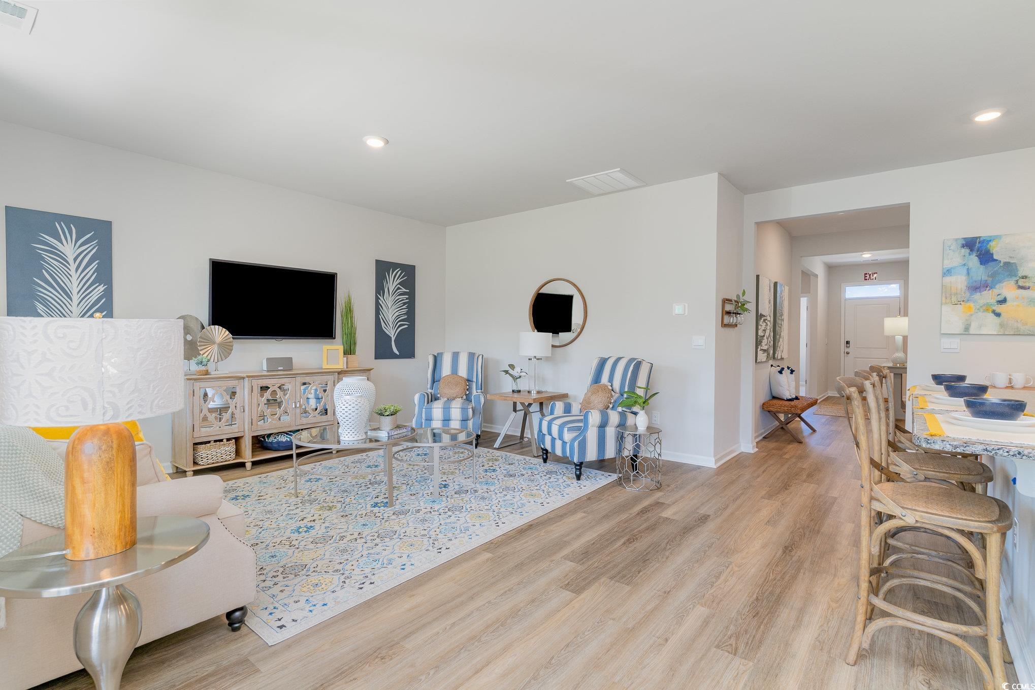 7366 Meadow Walk Loop