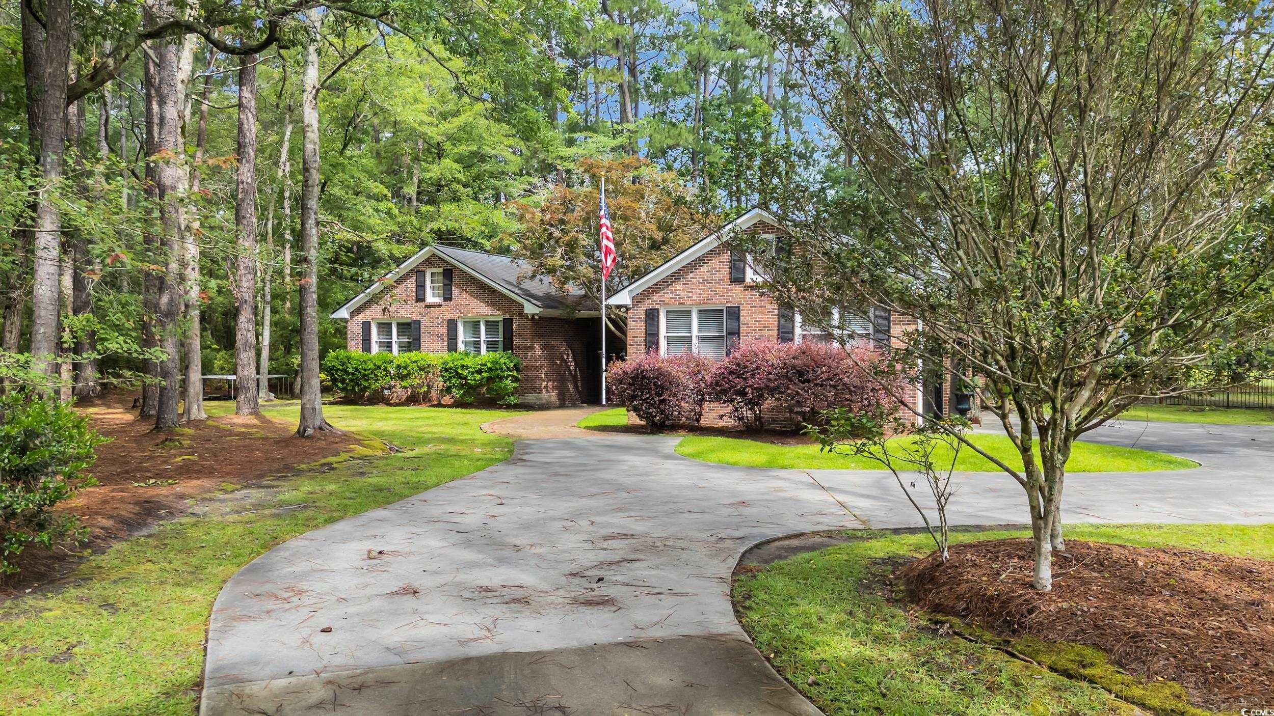 196 John Waites Ct.