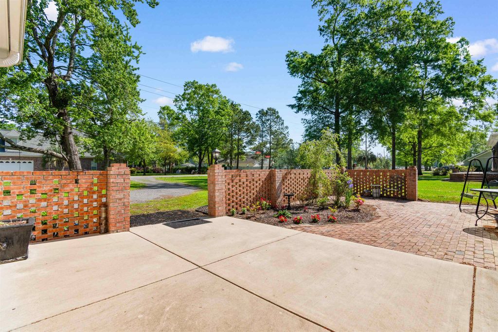 Photo of 505 Country Club Dr, Conway, SC 29526 (MLS # 2606668)