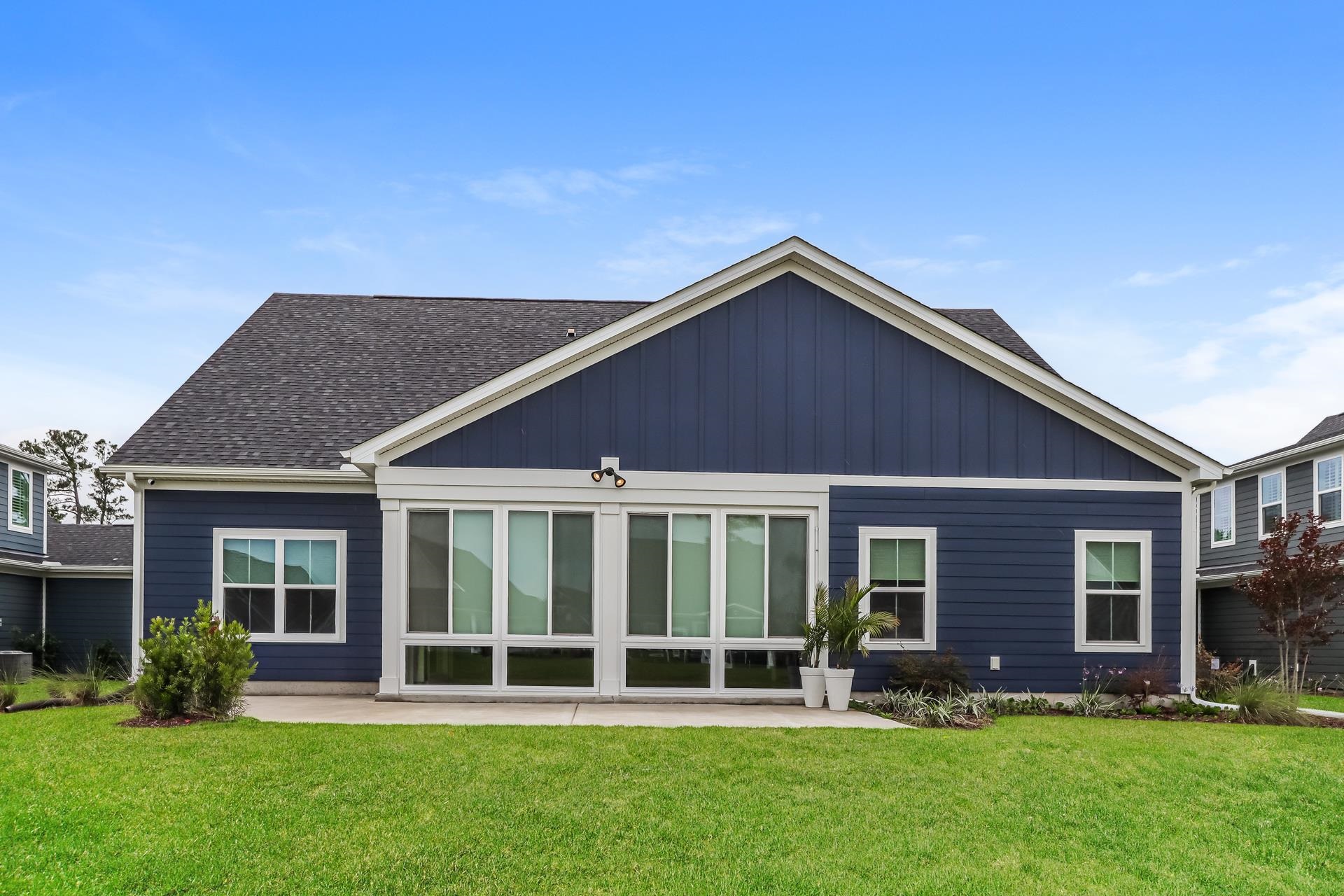 2218 Vera Way