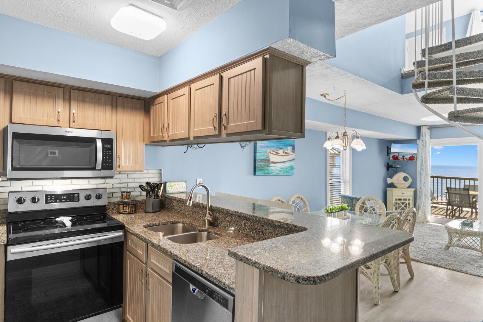 126 N Waccamaw Dr. 301