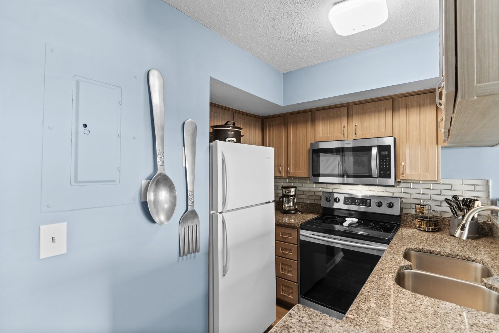 126 N Waccamaw Dr. 301