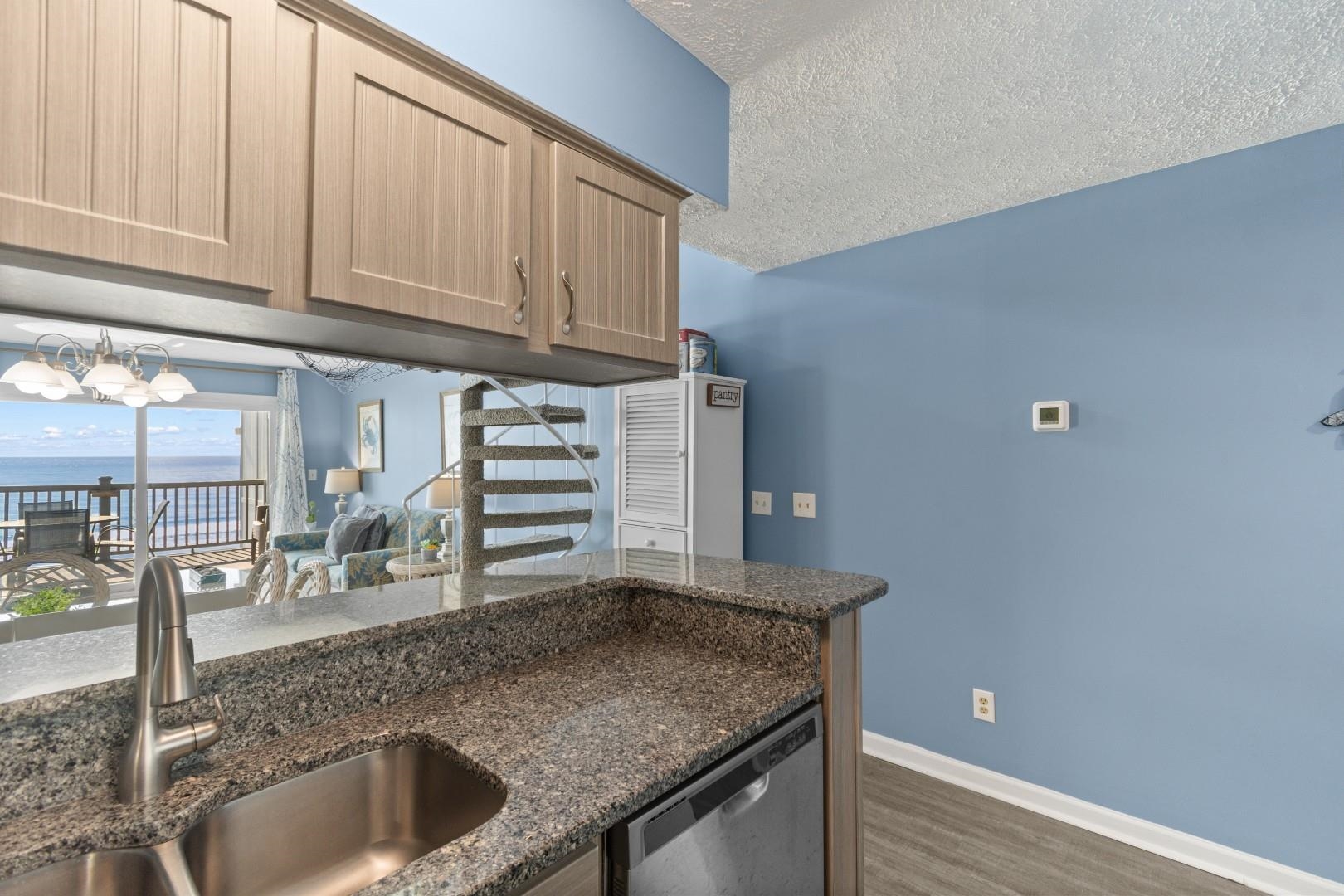 126 N Waccamaw Dr. 301