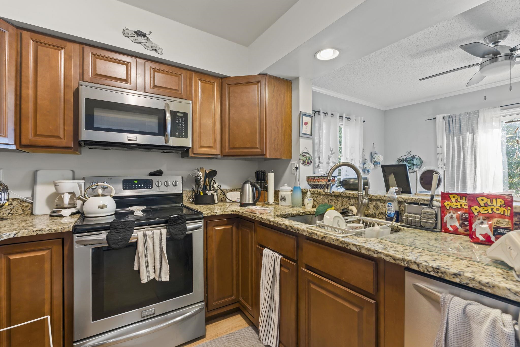 2925 Carriage Row Ln. 234