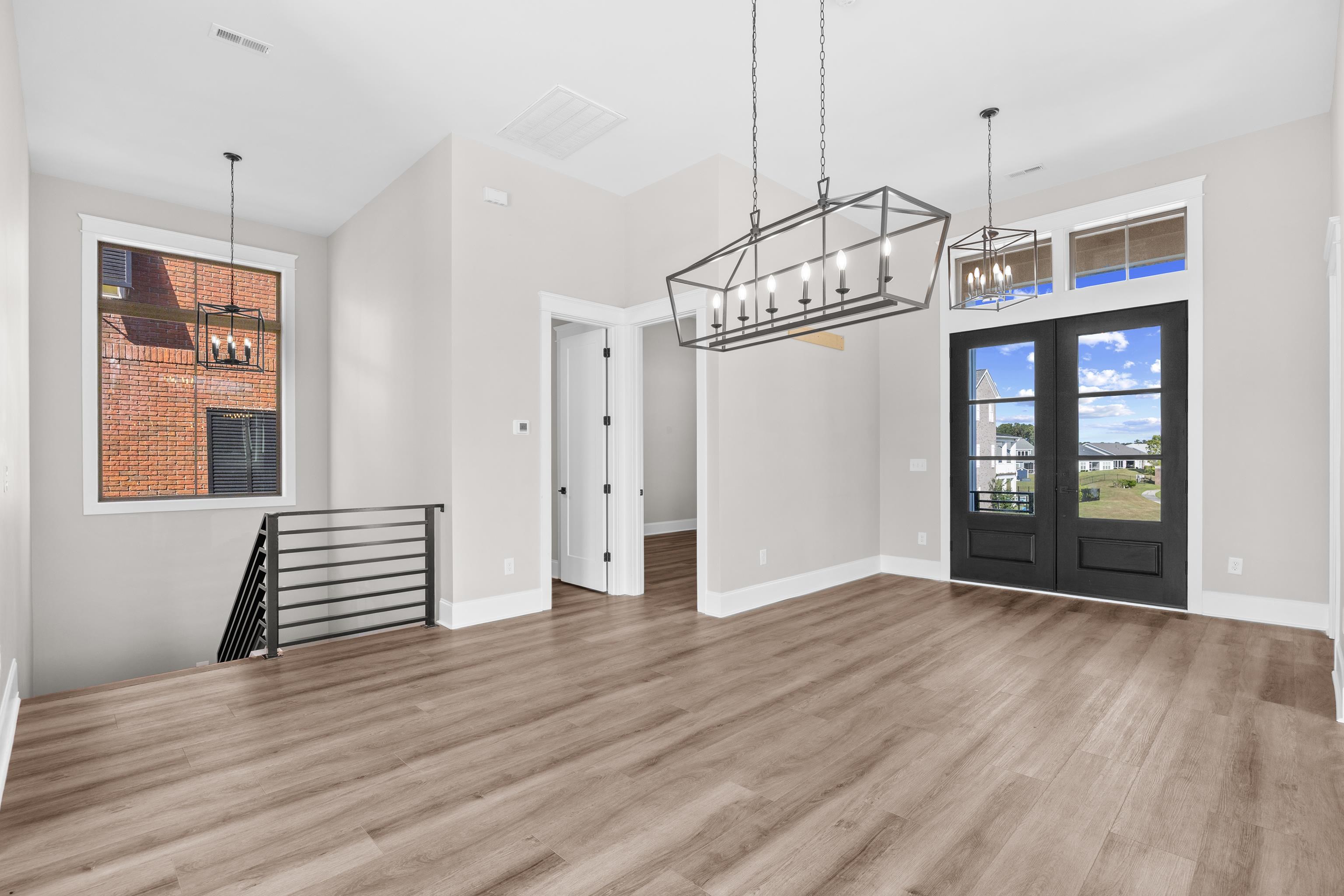 305 Harbour View Dr.
