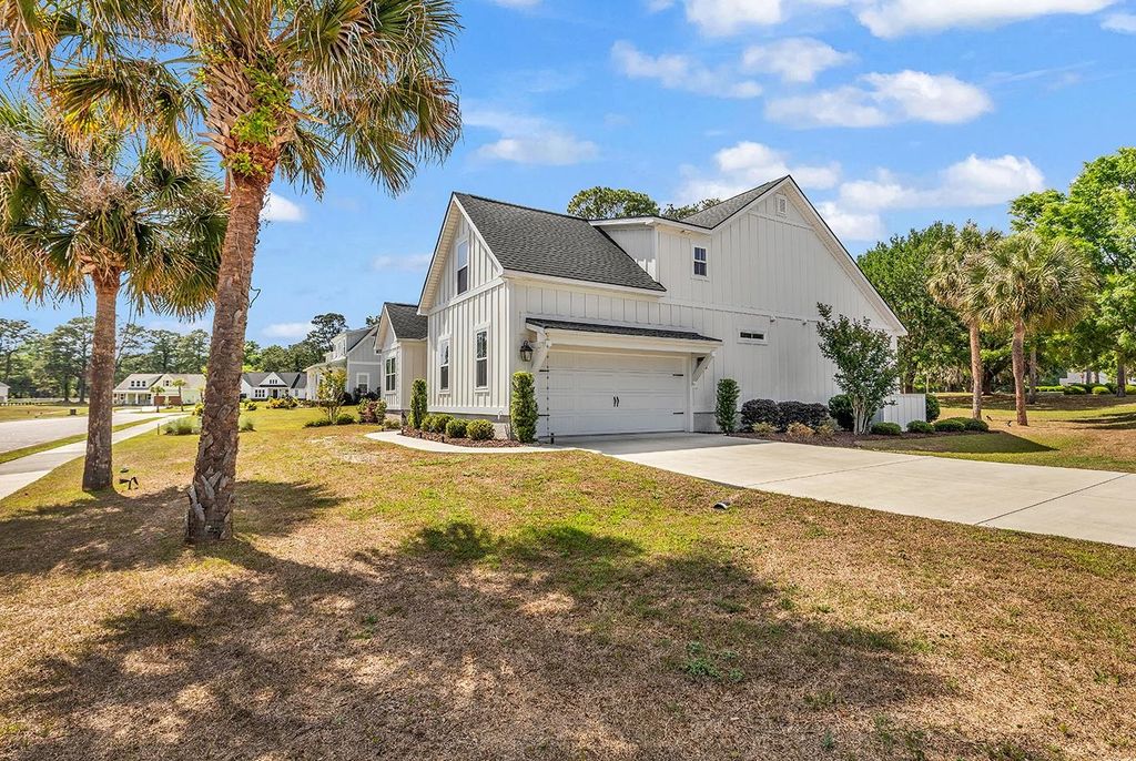 Photo of 845 Commanders Island Rd, Georgetown, SC 29440 (MLS # 2611563)