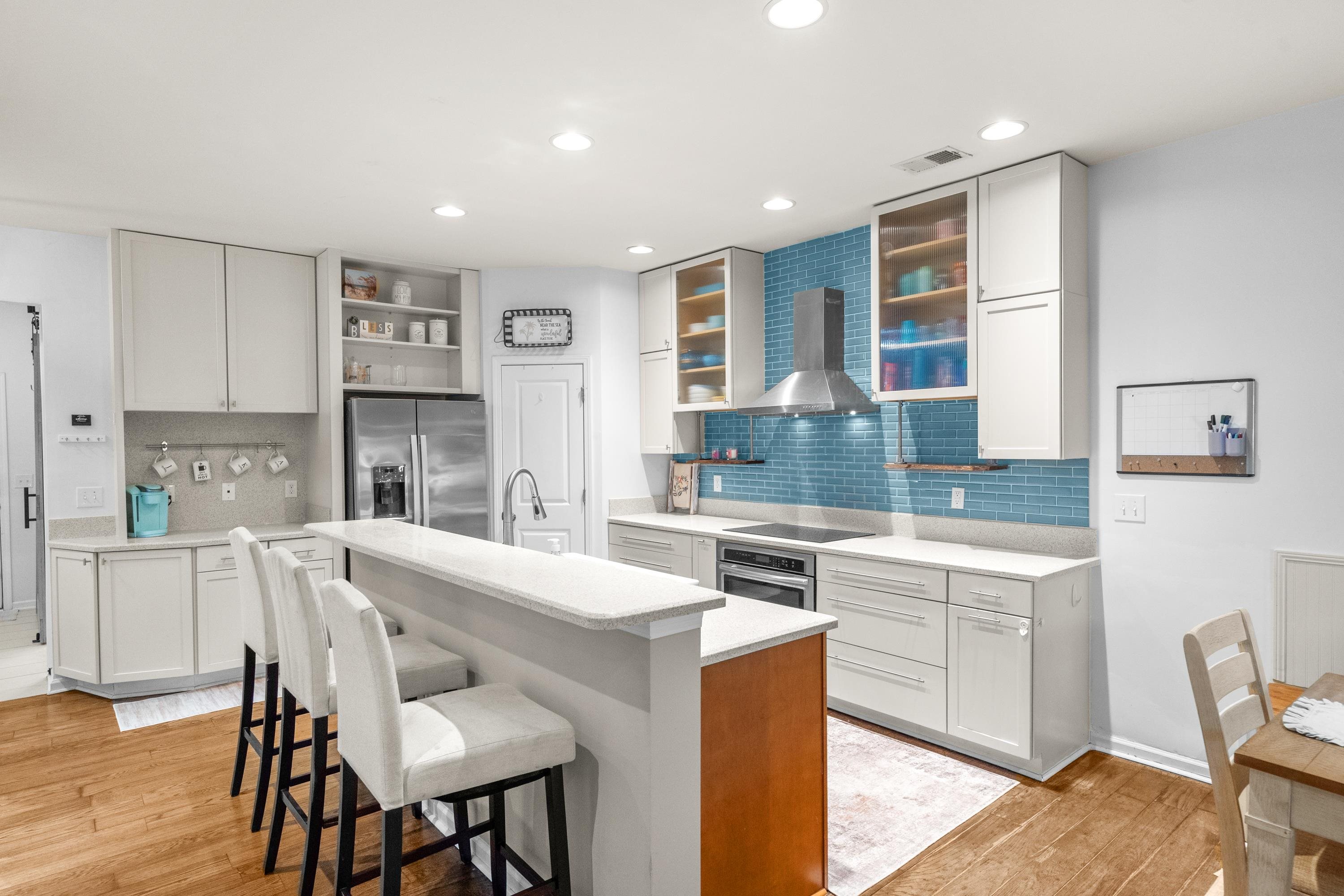 2642 Great Scott Dr.
