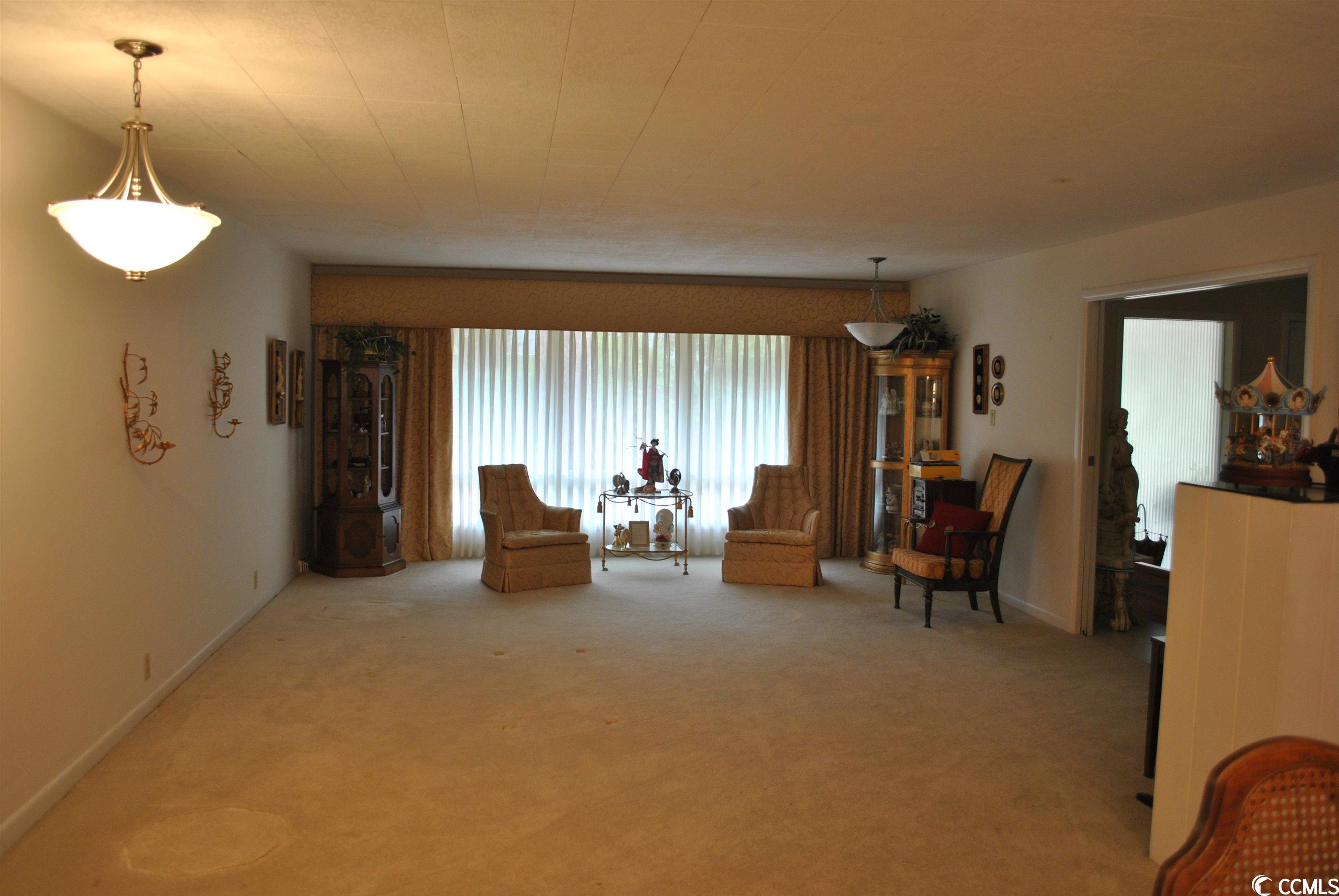 Photo 5 of 7 of 506 Calhoun Rd. house