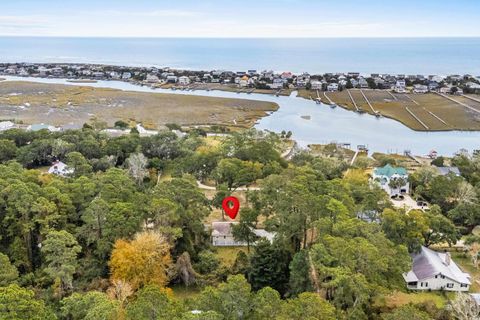 A home in Pawleys Island