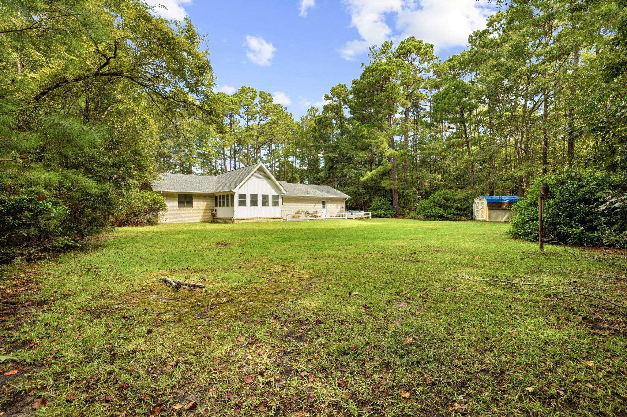 3811 Loblolly Ave.