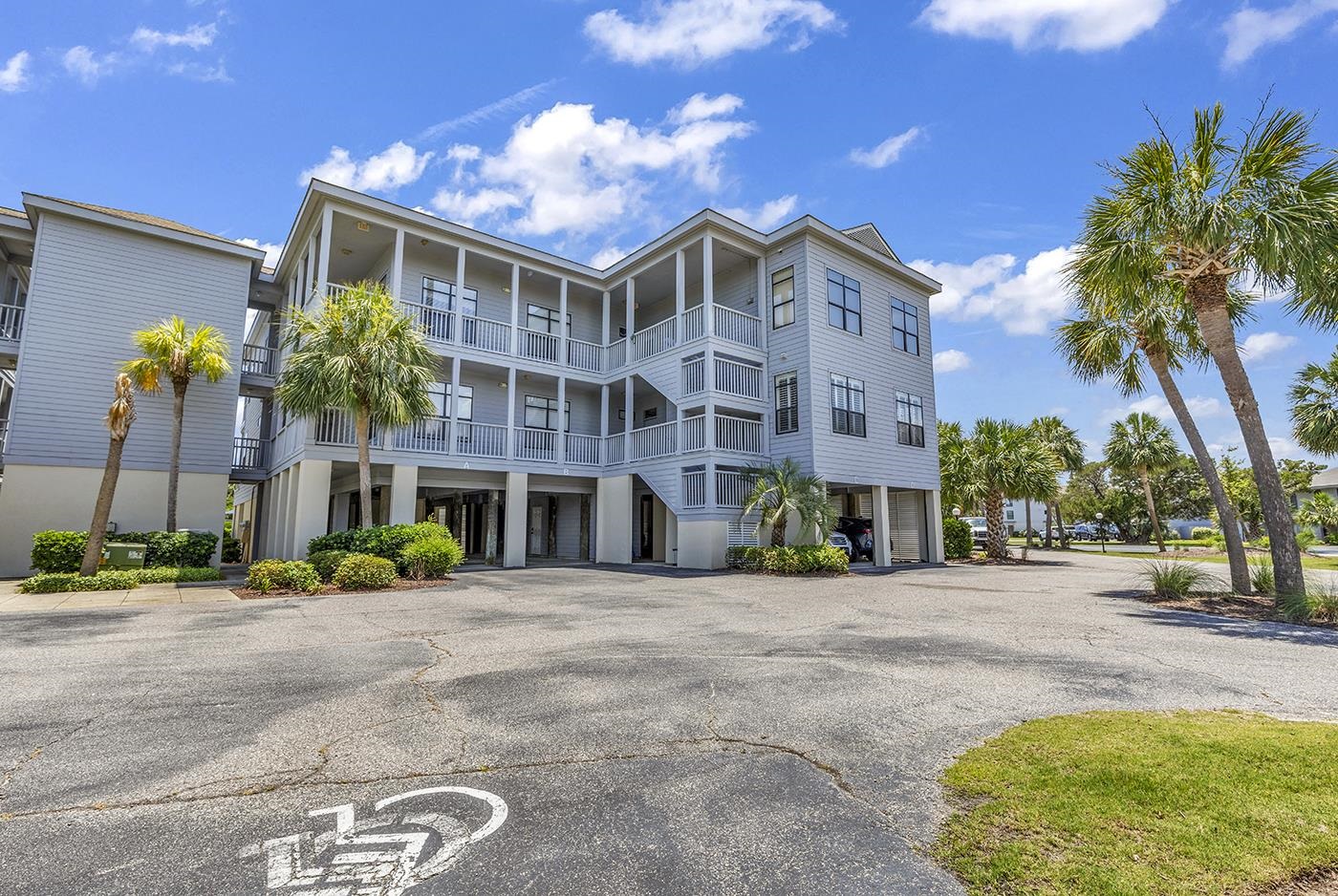 35 Inlet Point Dr. 19A