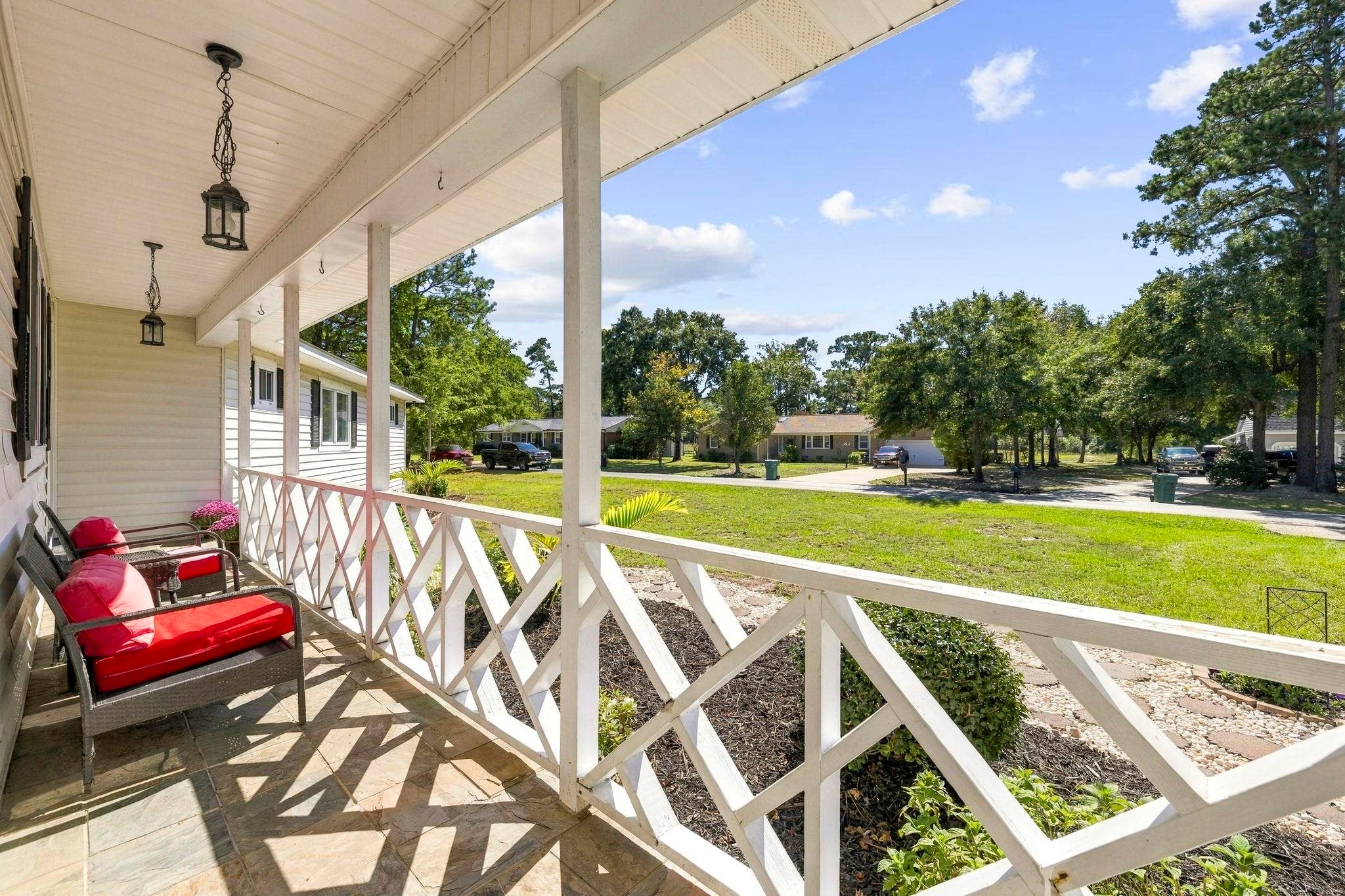 1850 Bay Tree Ln.