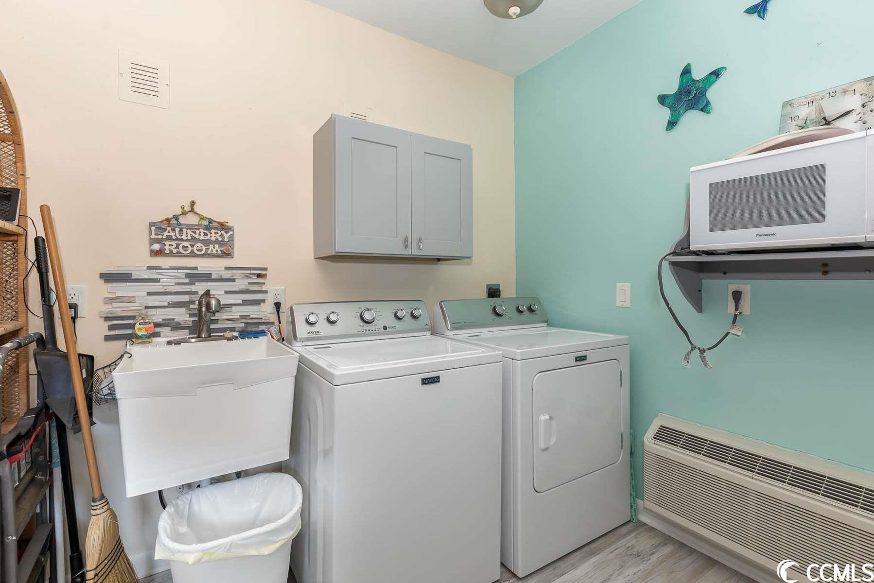 Photo 10 of 26 of 1504 Ember Dr. mobile home