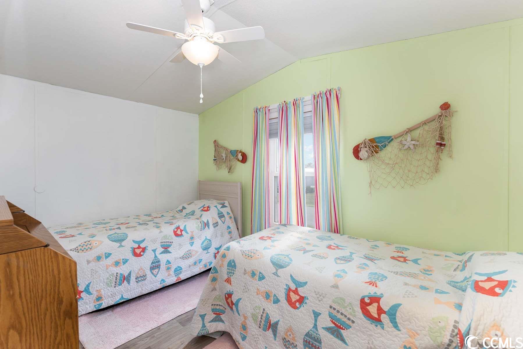 Photo 18 of 26 of 1504 Ember Dr. mobile home