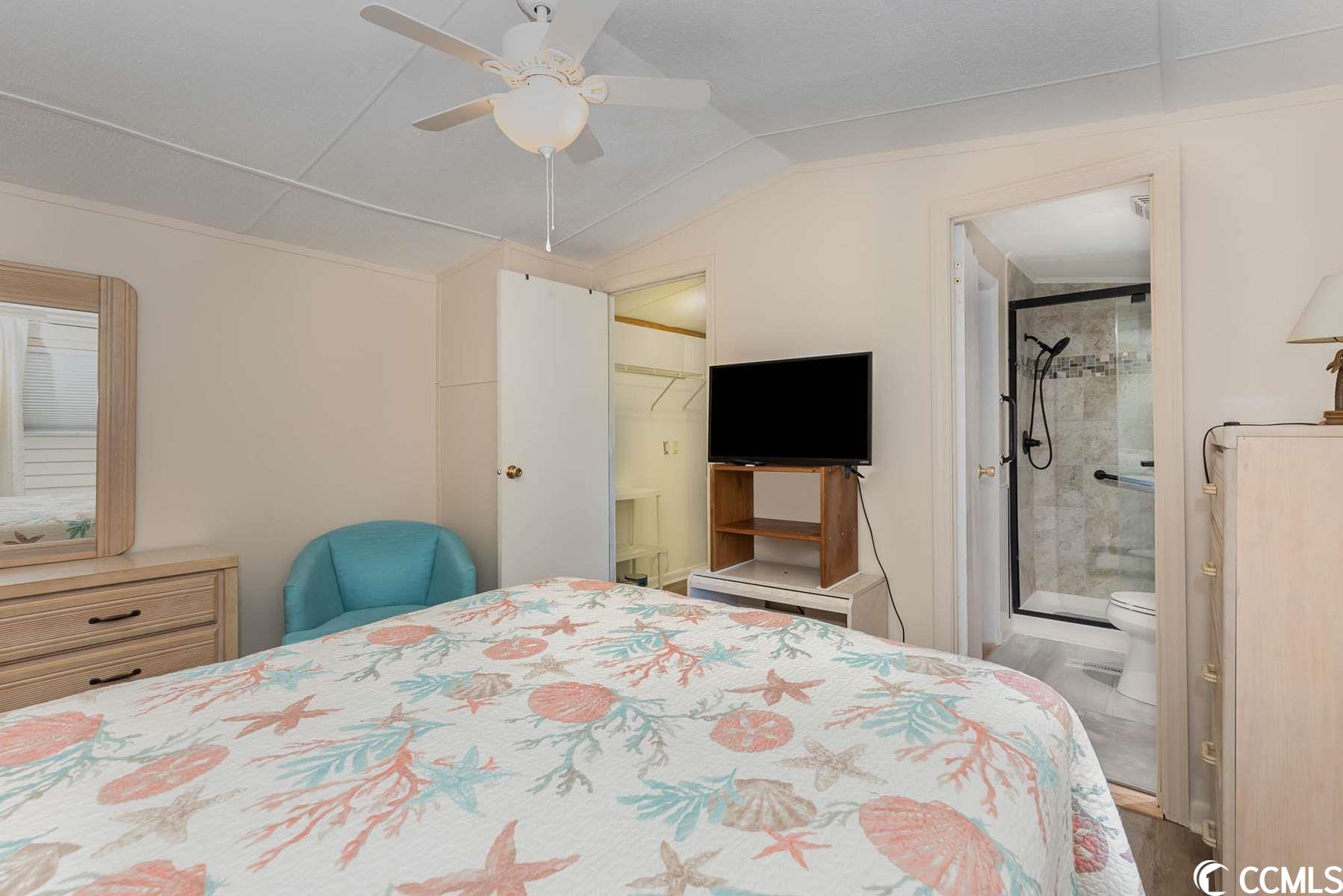 Photo 14 of 26 of 1504 Ember Dr. mobile home