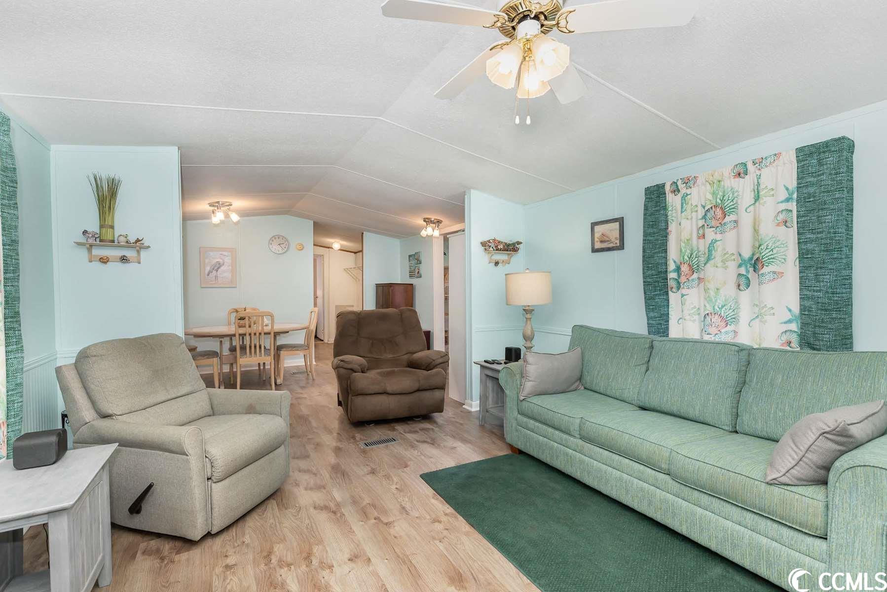 Photo 3 of 26 of 1504 Ember Dr. mobile home