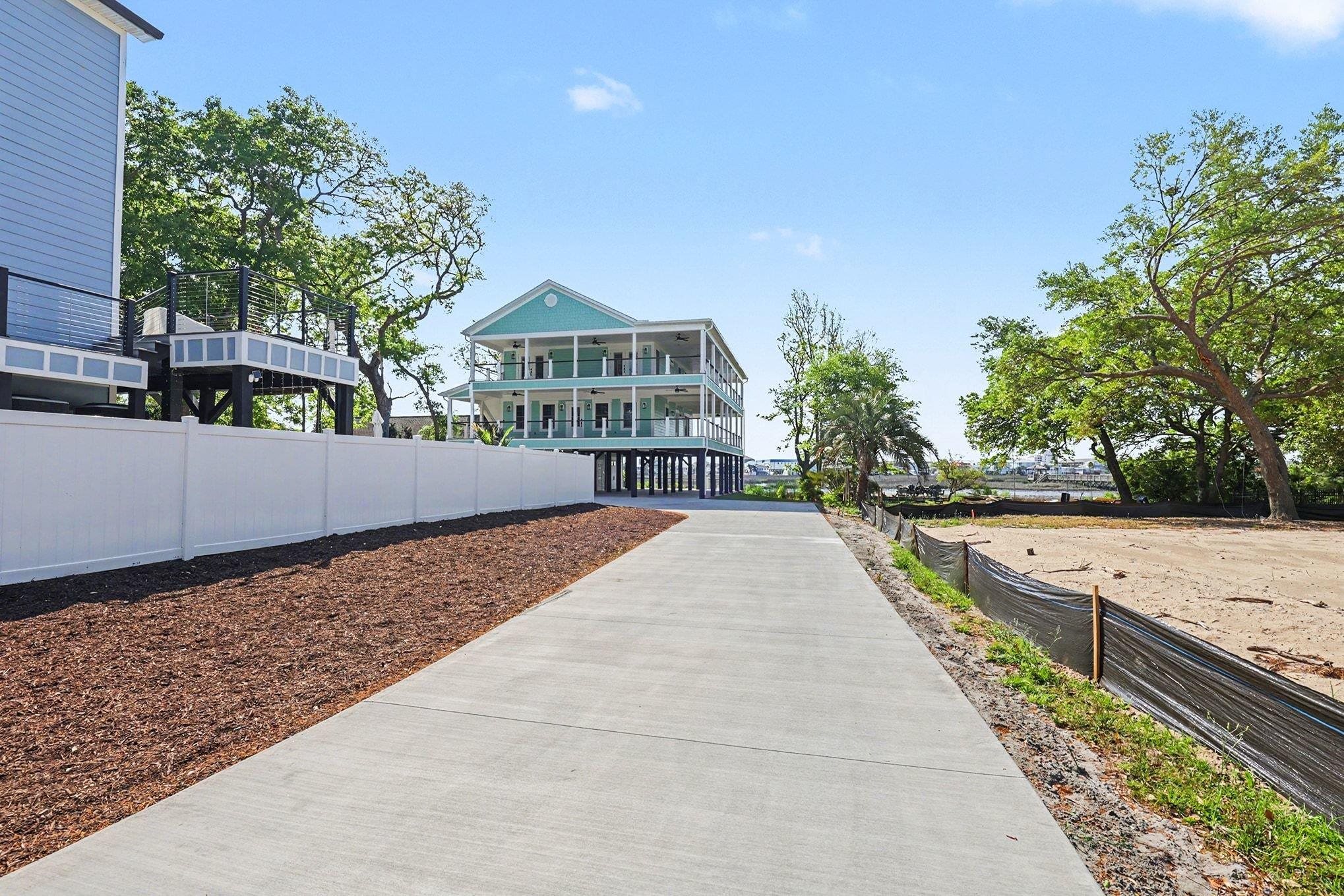 600 Elizabeth Dr.
