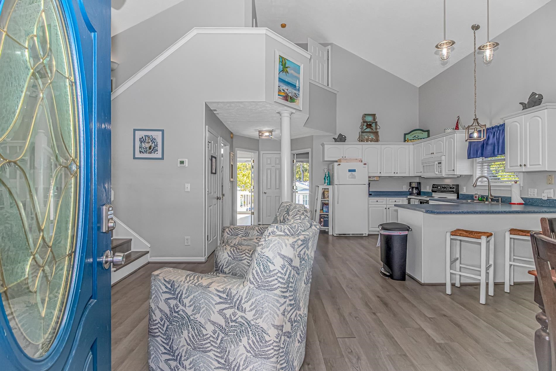 6001-N120 S Kings Hwy.