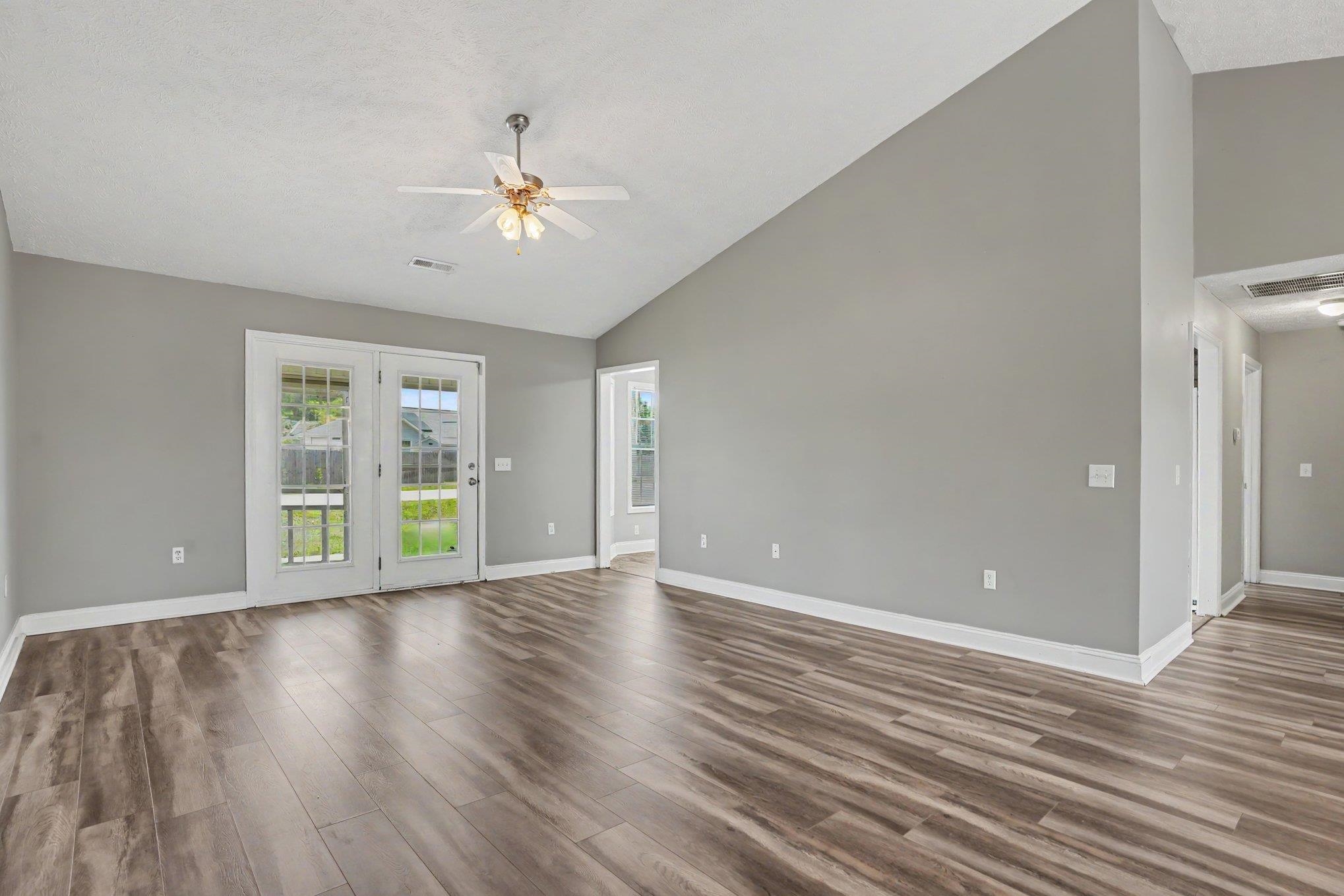 970 Eaglet Circle