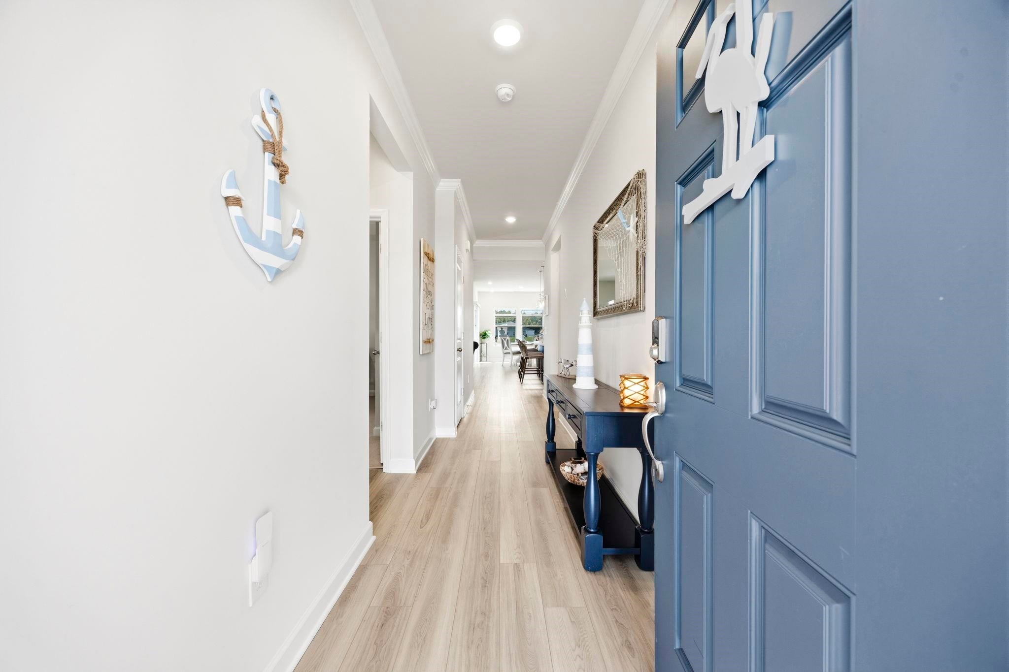 718 Lowell Avenue Dr.