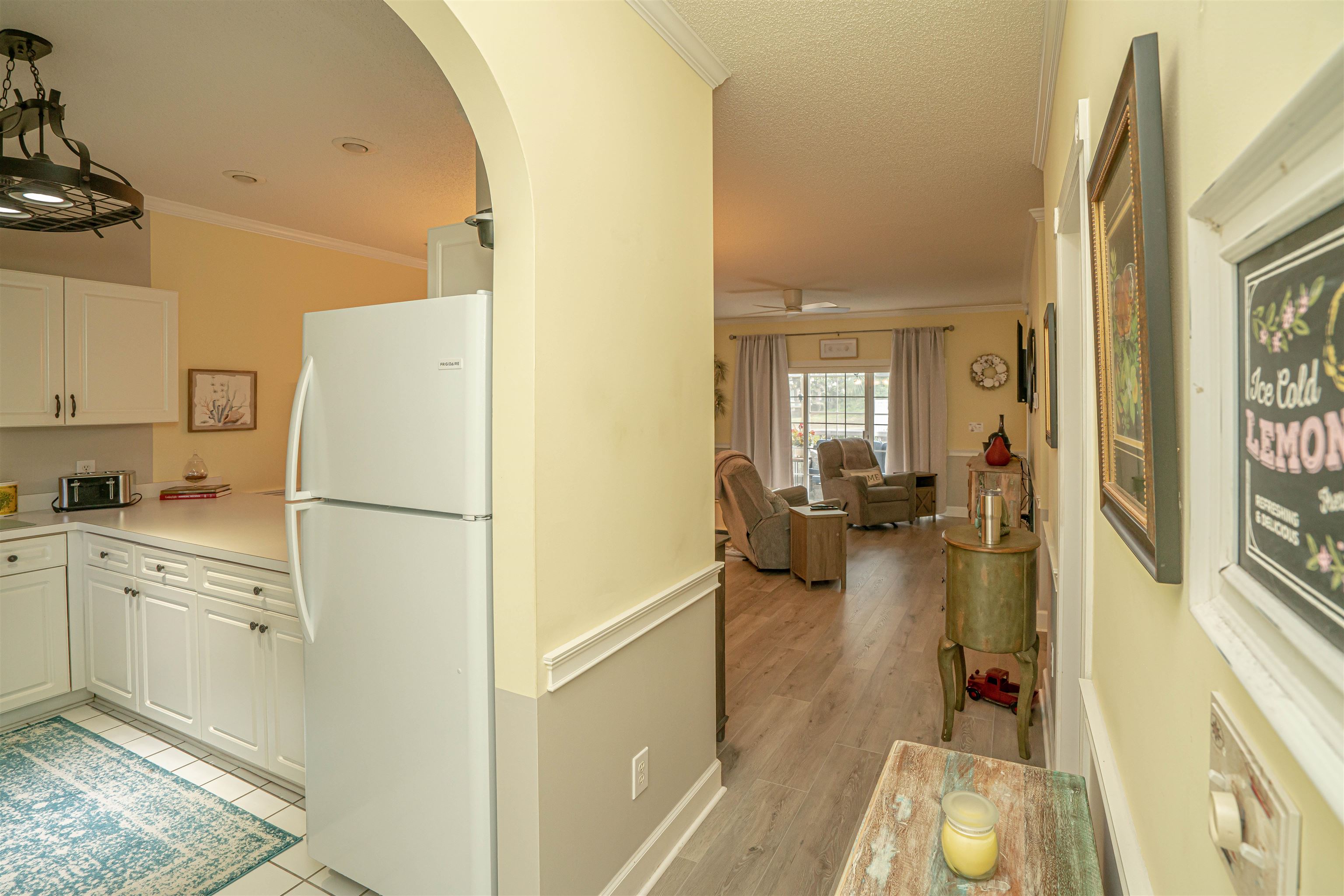 4241 Hibiscus Dr. Unit 102