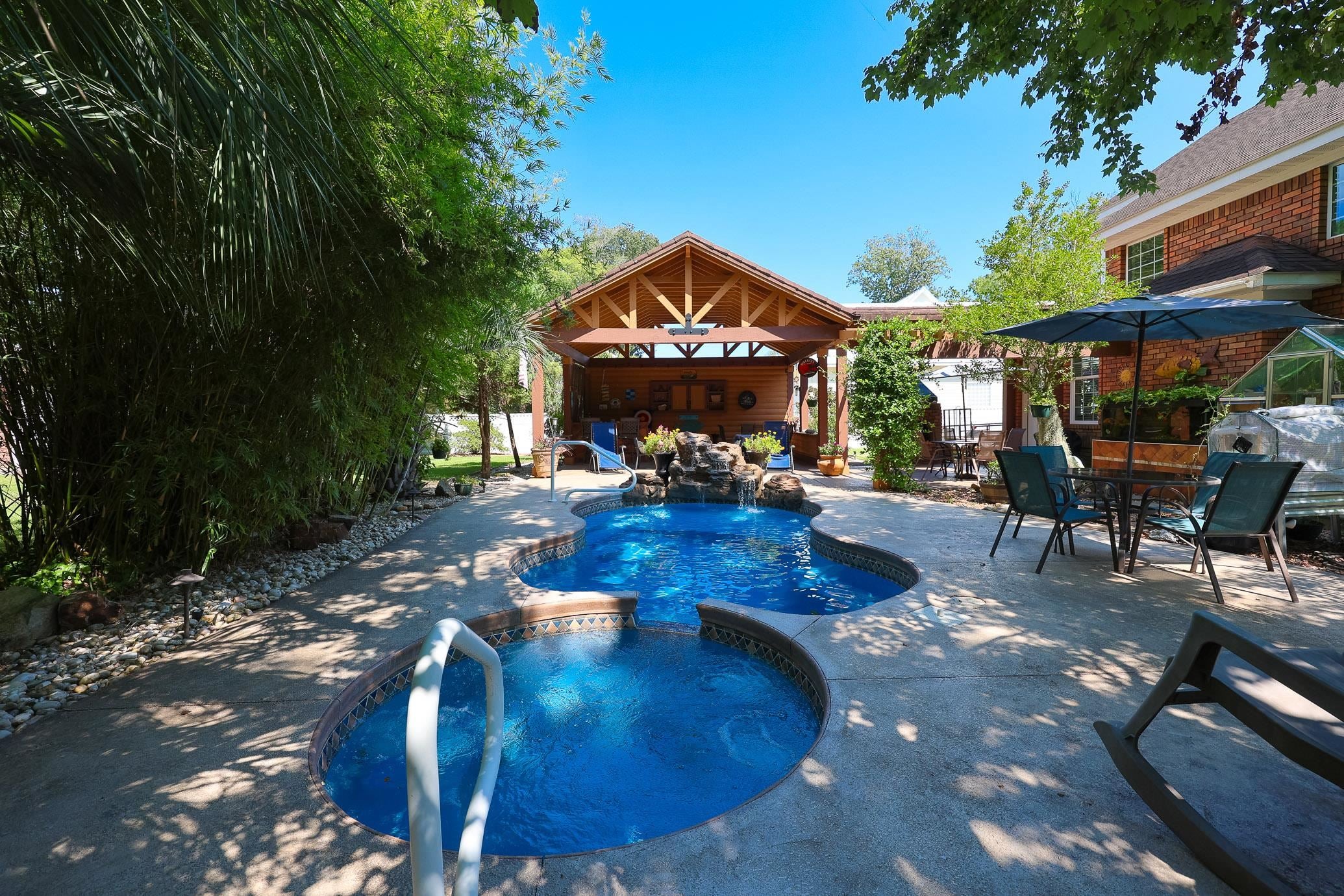 9734 Anchor Dr.