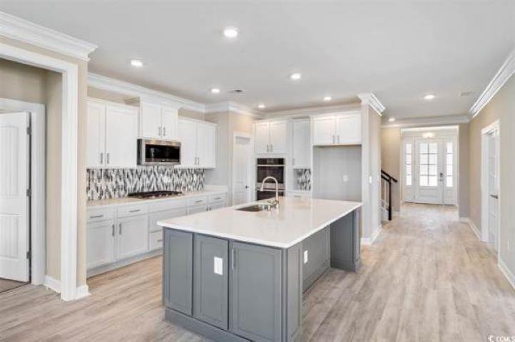 457 Starlit Way