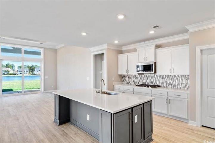 457 Starlit Way