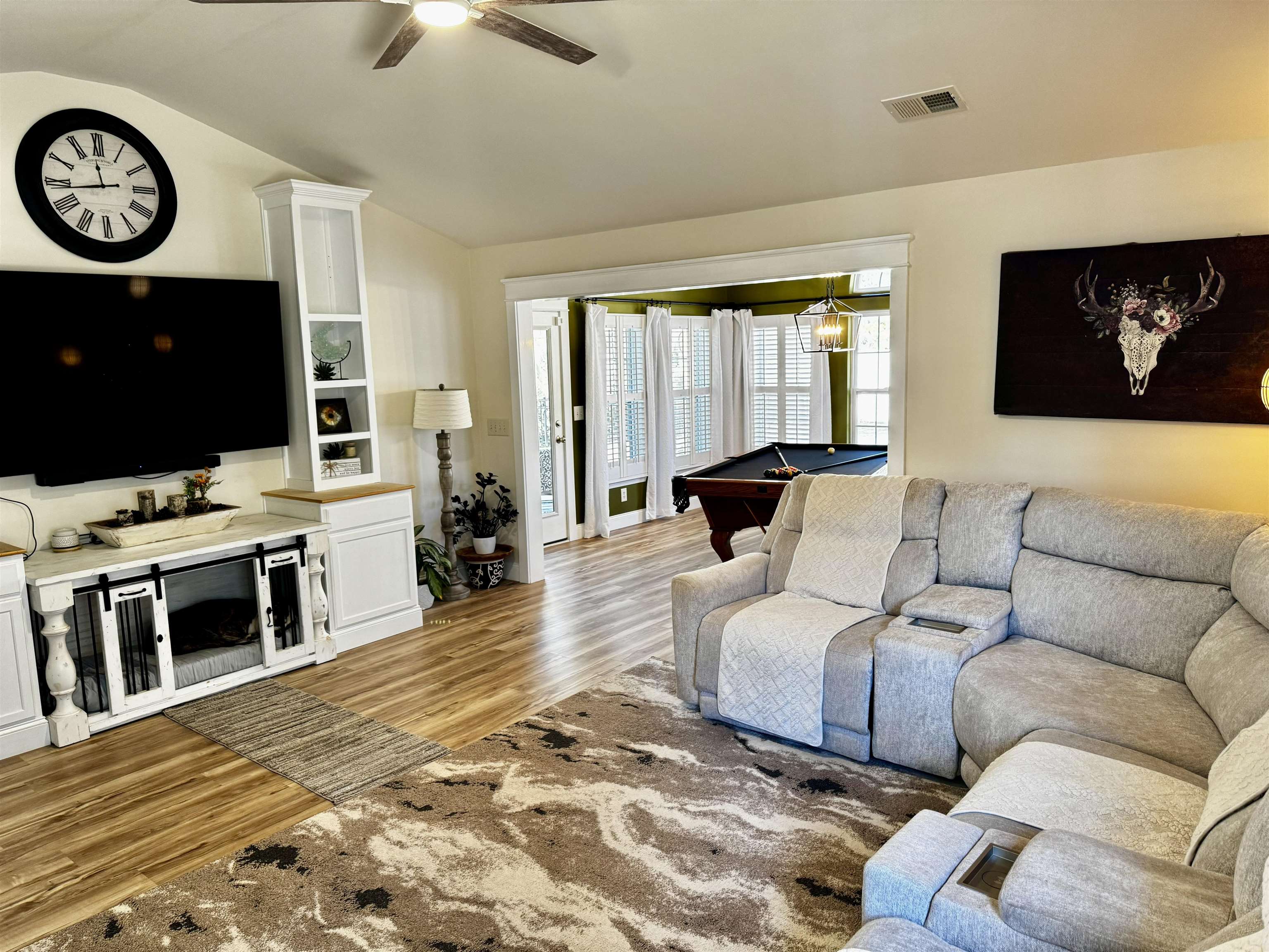 4918 Weatherwood Dr.