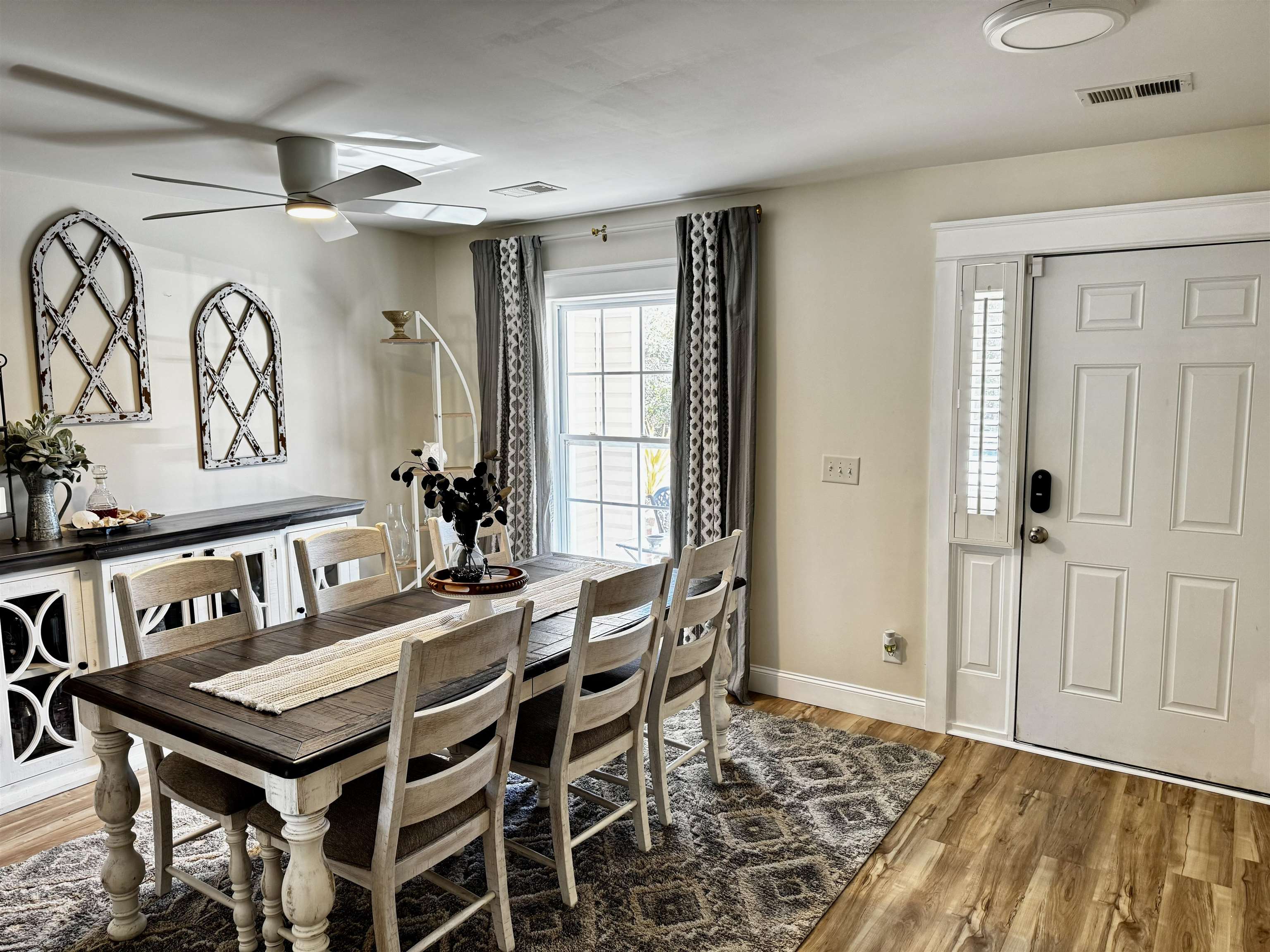 4918 Weatherwood Dr.