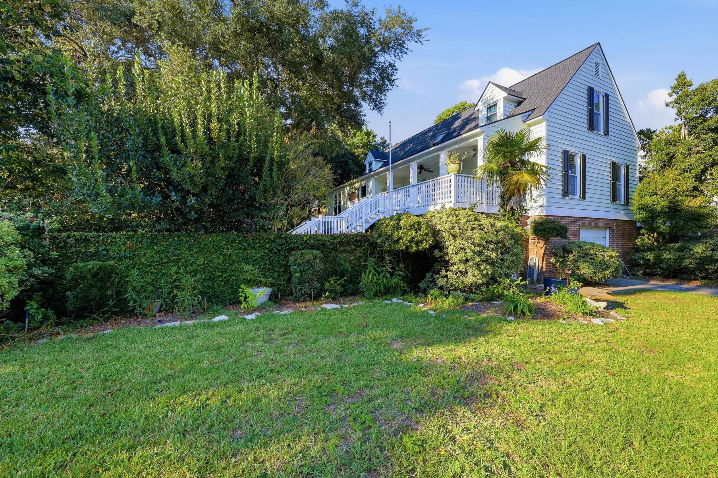 615 North Creekside Dr.