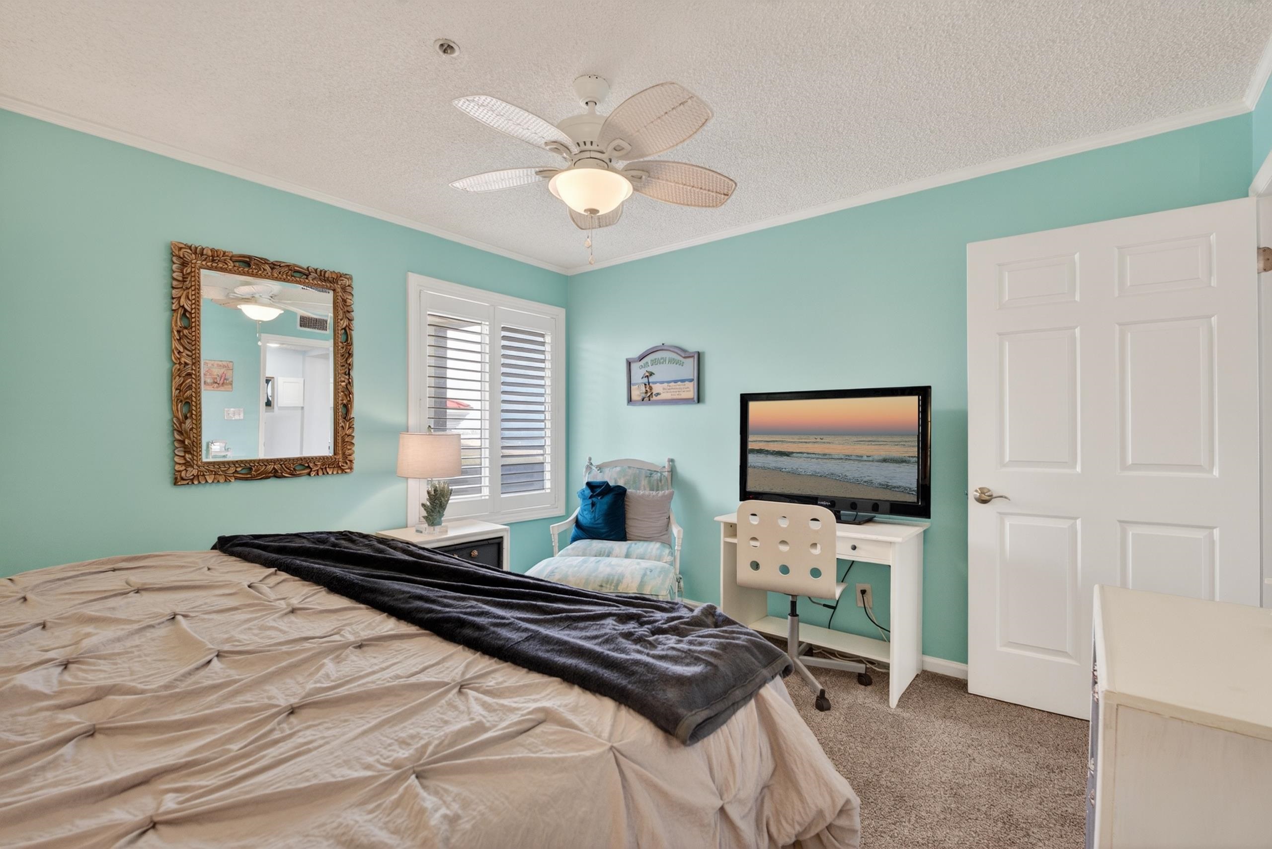 1581 S Waccamaw Dr. 402