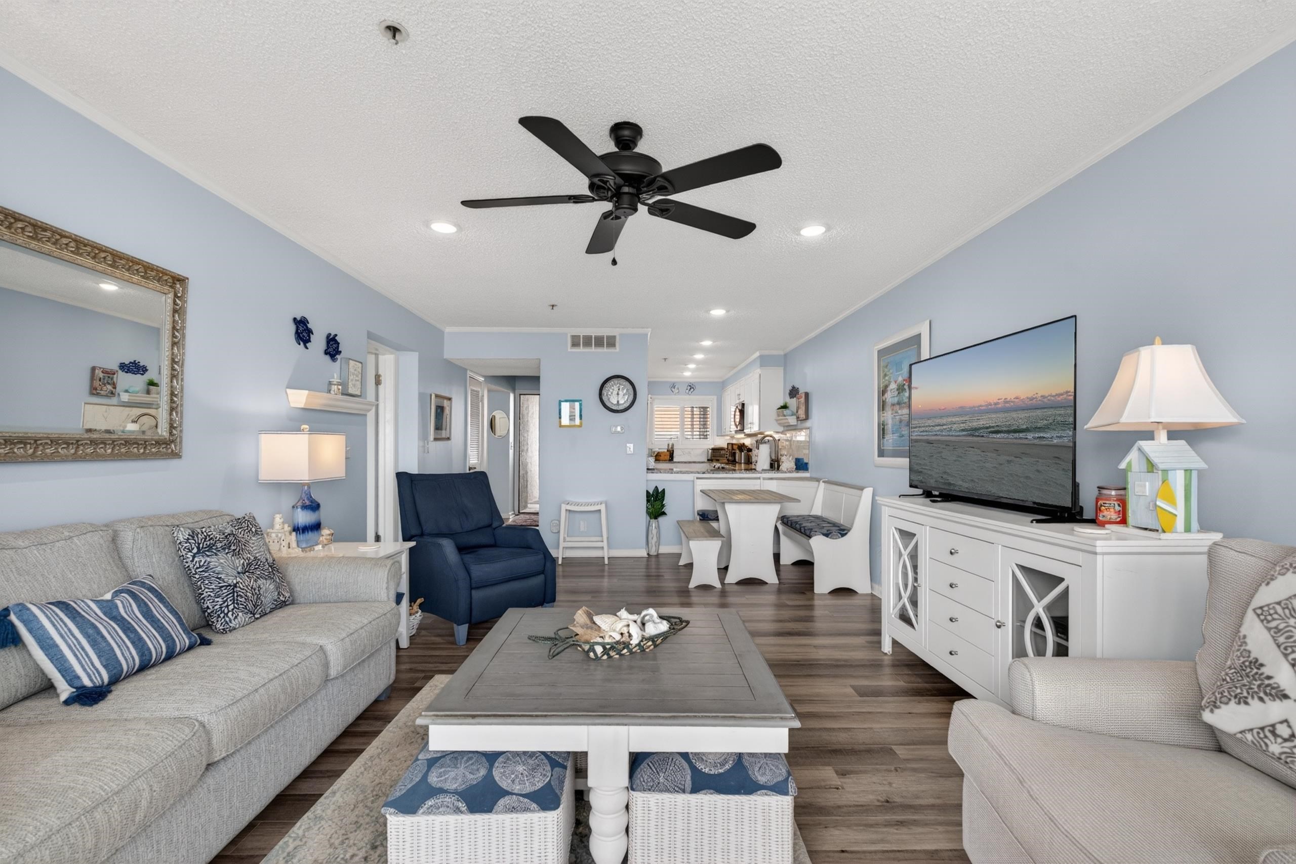 1581 S Waccamaw Dr. 402